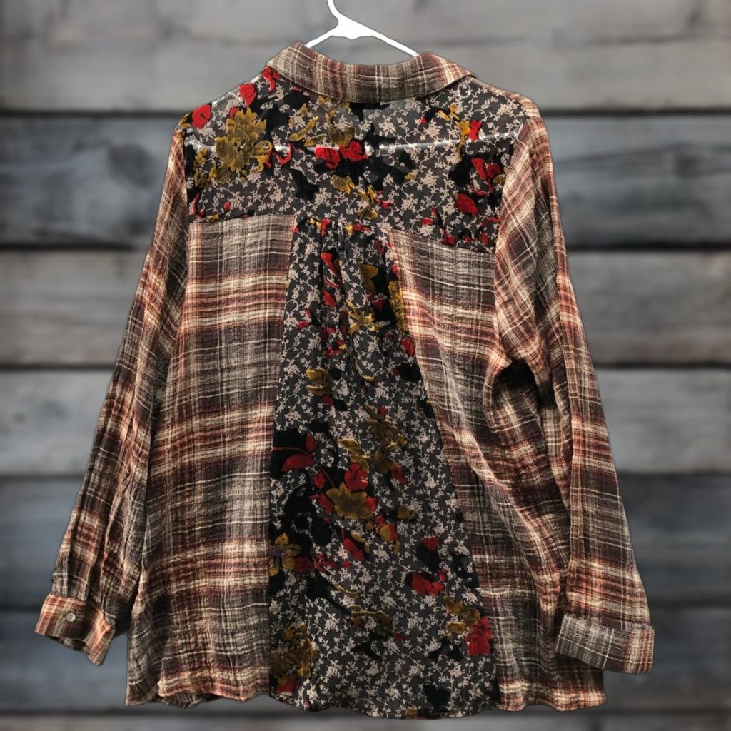 Vintage **Oddi Plaid Button Down Shirt Women's Long Sleeve Brown L** User: **Oddi Plaid Button Down Shirt Women's Long Sleeve Brown Size L** Size L / US 10 / IT 46 - 1 Thumbnail