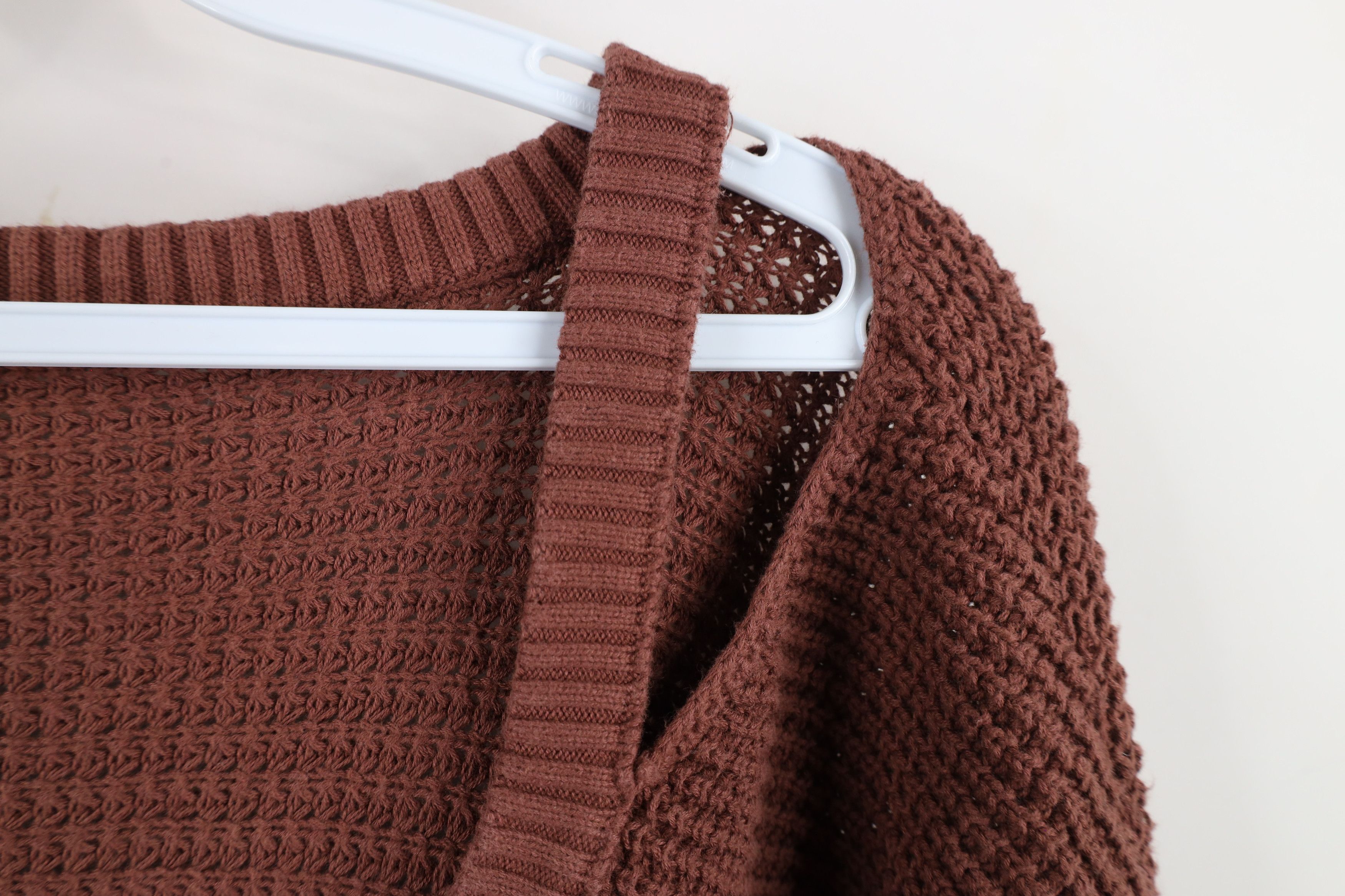 Free People × Vintage Free People Fringed Cold Shoulder Thermal Knit Sweater Brown Size L / US 10 / IT 46 - 4 Thumbnail