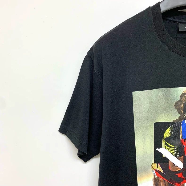 Givenchy Givenchy Short-sleeved T-shirt with mask man show design, Size US S / EU 44-46 / 1 - 4 Thumbnail