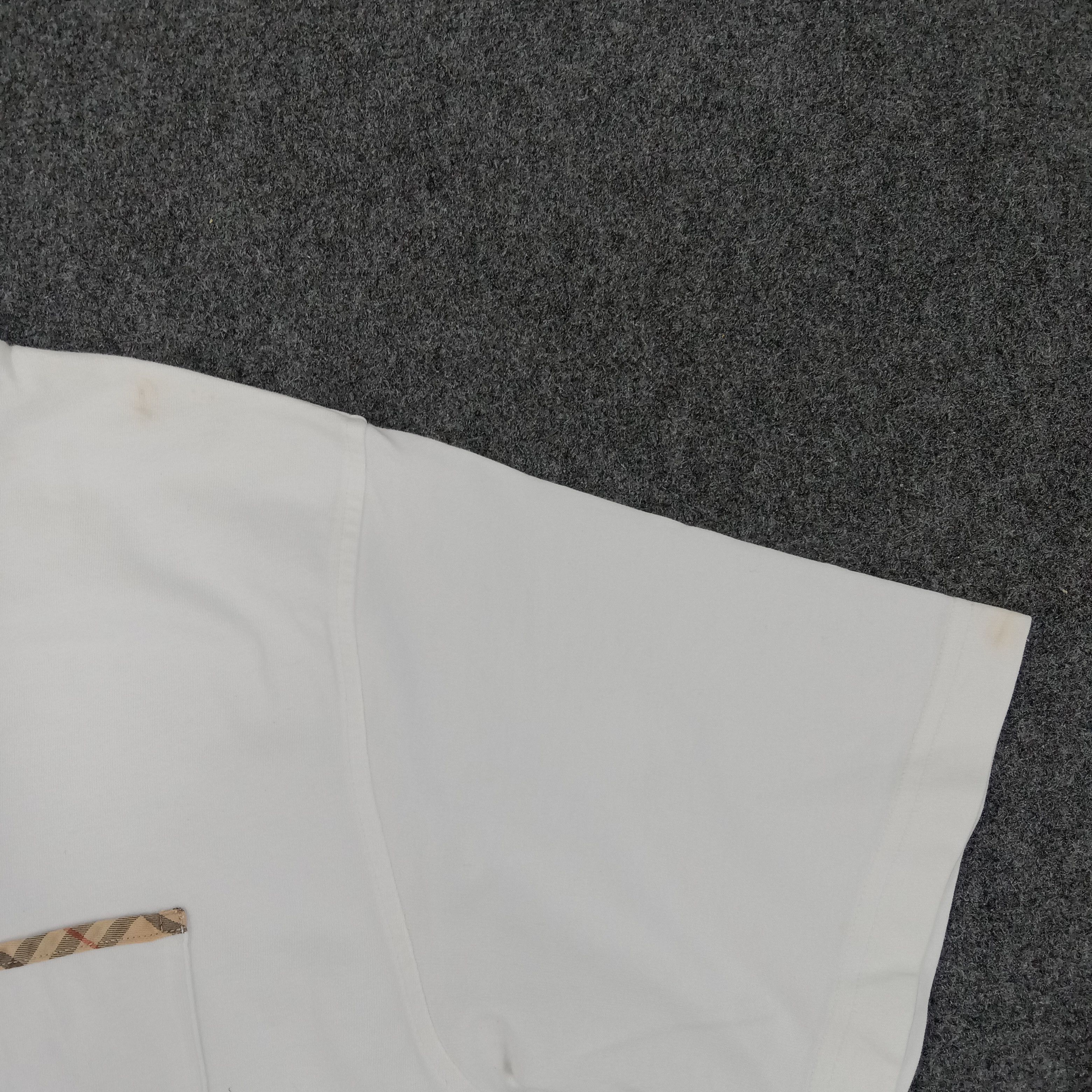Burberry × Vintage Burberry London Nova Check Pocket Tshirt Size US M / EU 48-50 / 2 - 4 Thumbnail