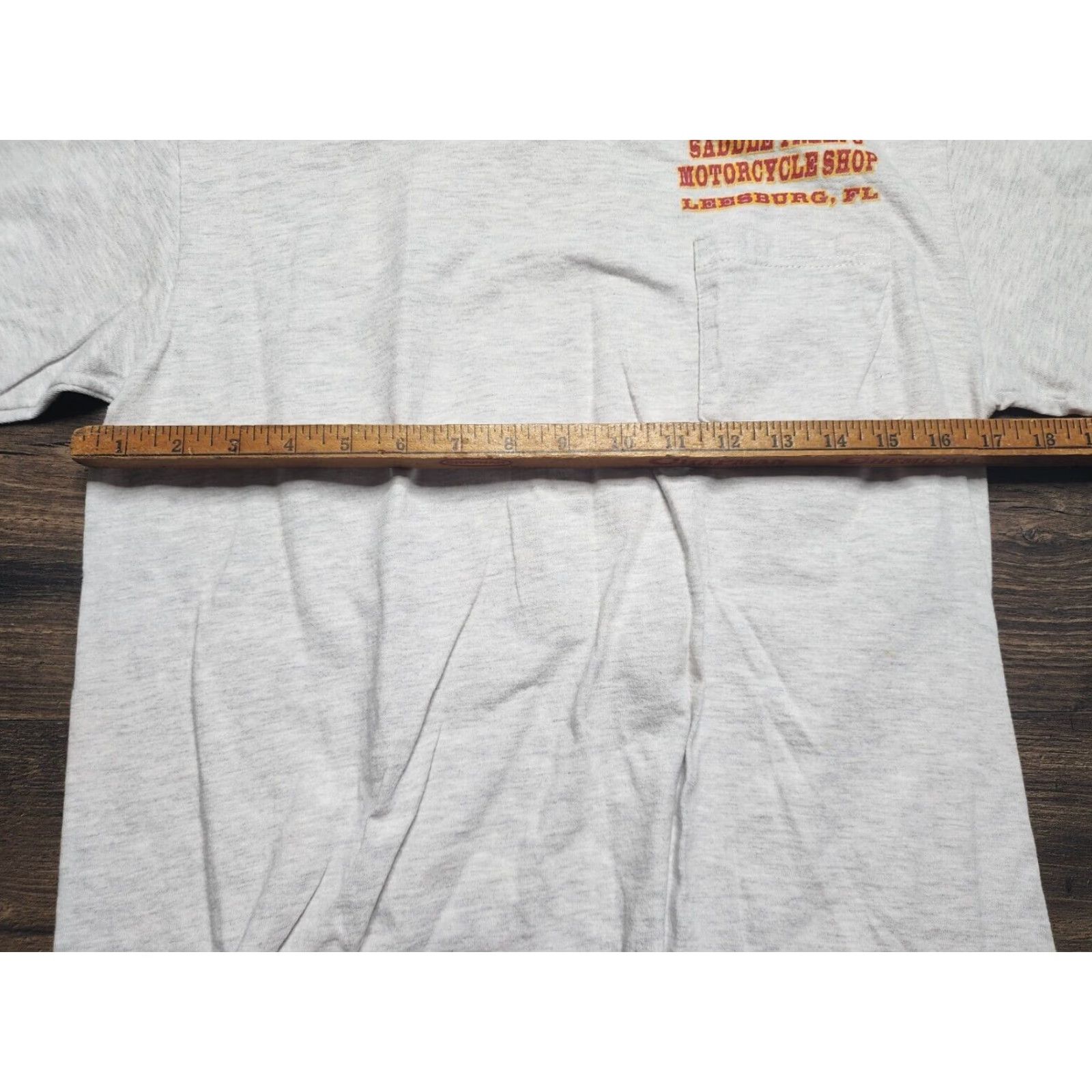 Hanes VINTAGE 90s Hanes Mens Gray Short Sleeve Pocket T Shirt Saddle Tramps Motorcycle Shop Leesburg FL Cotton M Size US M / EU 48-50 / 2 - 2 Thumbnail