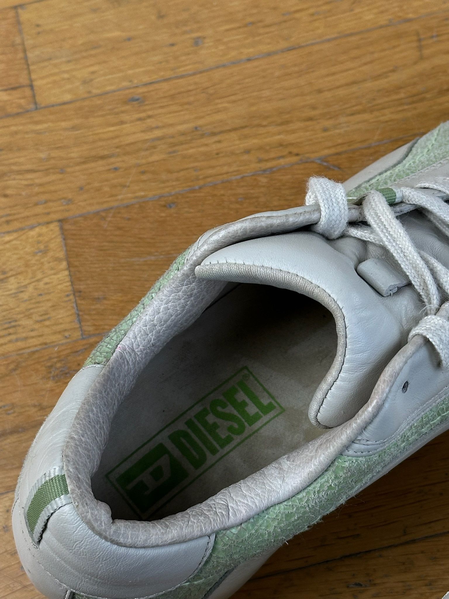 Diesel VINTAGE RARE DIESEL SNEAKERS 90s Y2K Size US 7 / IT 37 - 14 Thumbnail