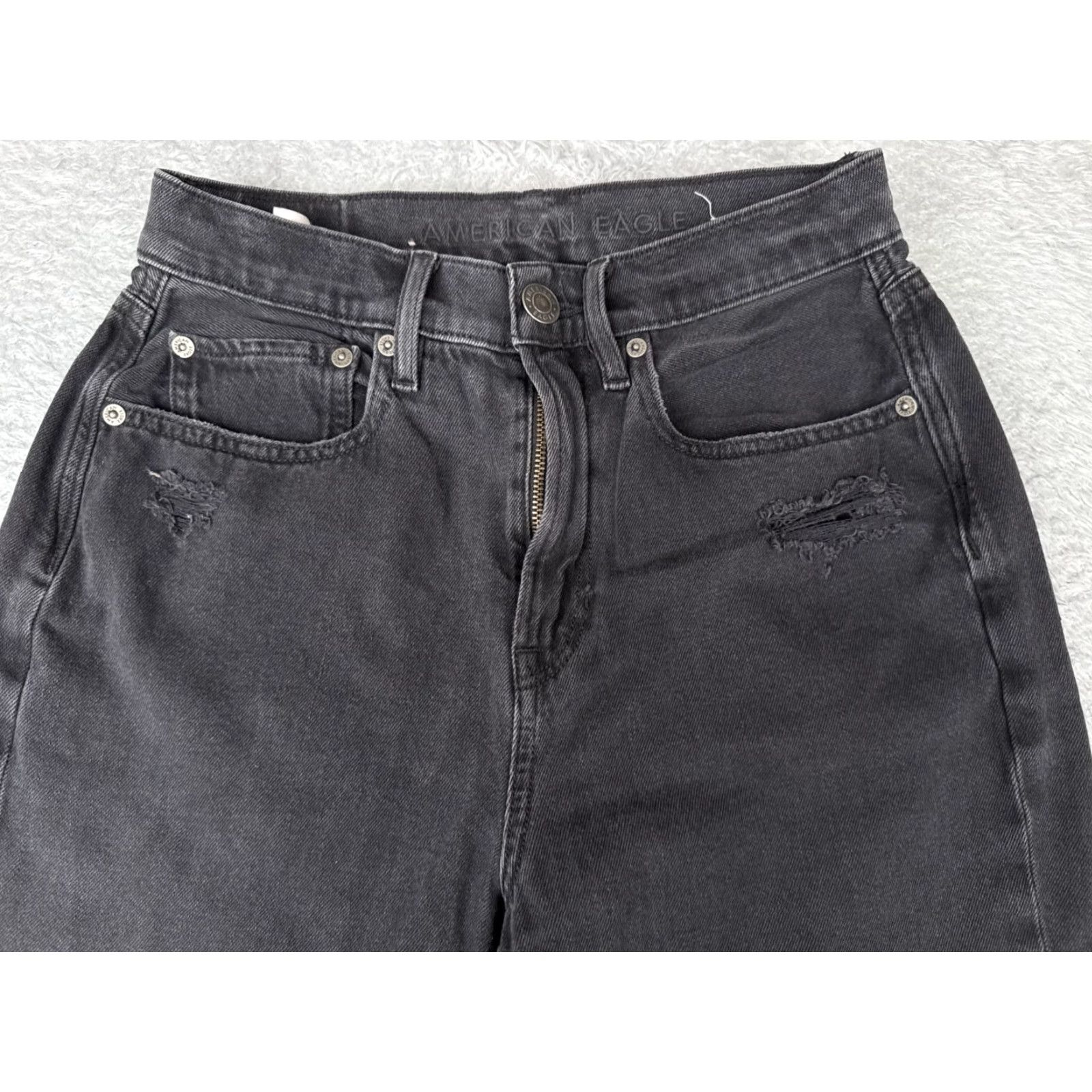 American Eagle Outfitters American Eagle Jeans Womens 6 Black Distressed Strigid High-Waisted Stovepipe Size 28" / US 6 / IT 42 - 4 Thumbnail