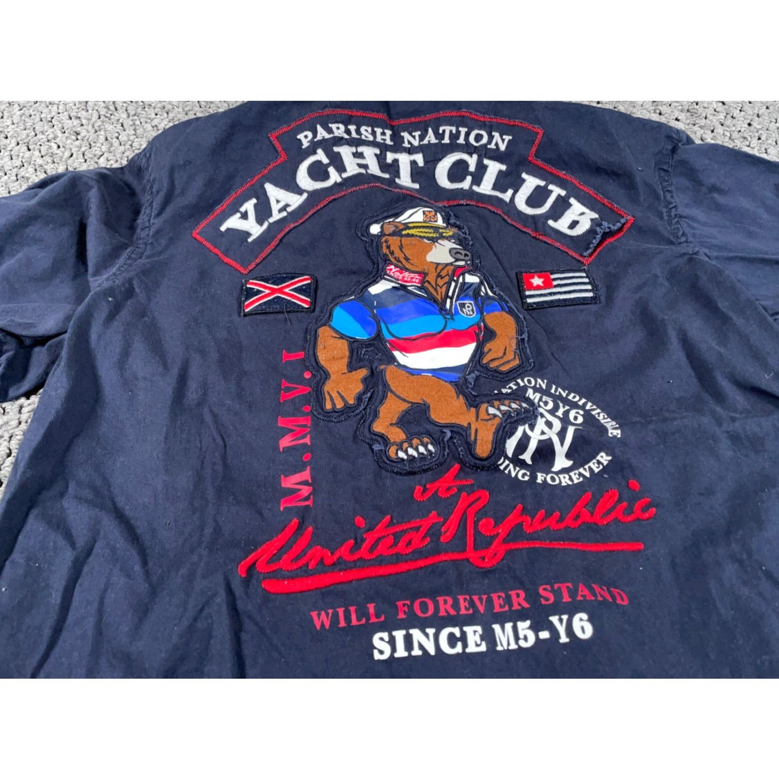 Etro VINTAGE Parish Nation Yacht Club Bear Embroidered Shirt Adult Medium Dark Blue Men’s Short Sleeve Cotton Button-Up Size US M / EU 48-50 / 2 - 7 Thumbnail