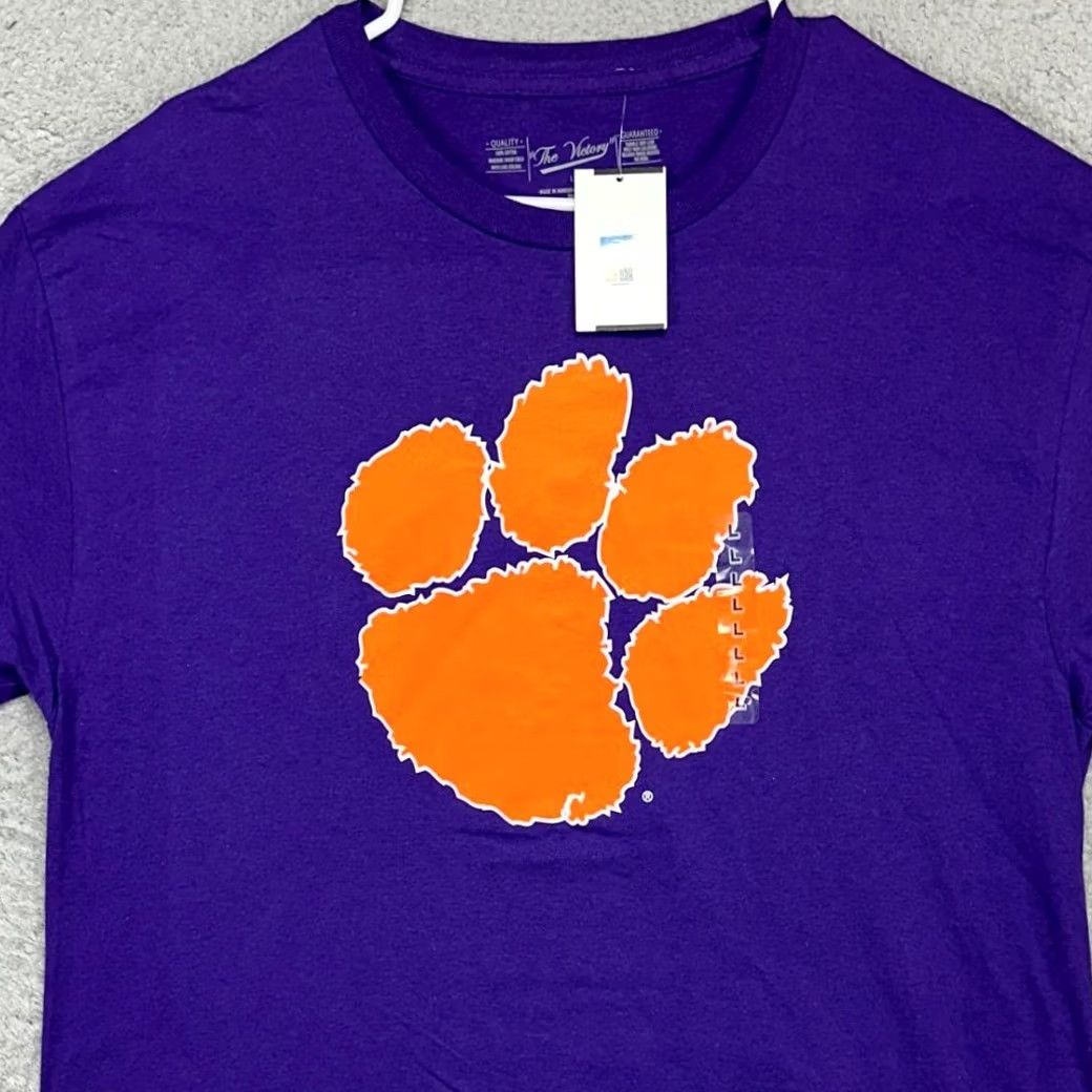Vintage Clemson Tigers T-Shirt Adult Large Purple Short Sleeve Tee Mens The Victory NEW Size US L / EU 52-54 / 3 - 2 Thumbnail