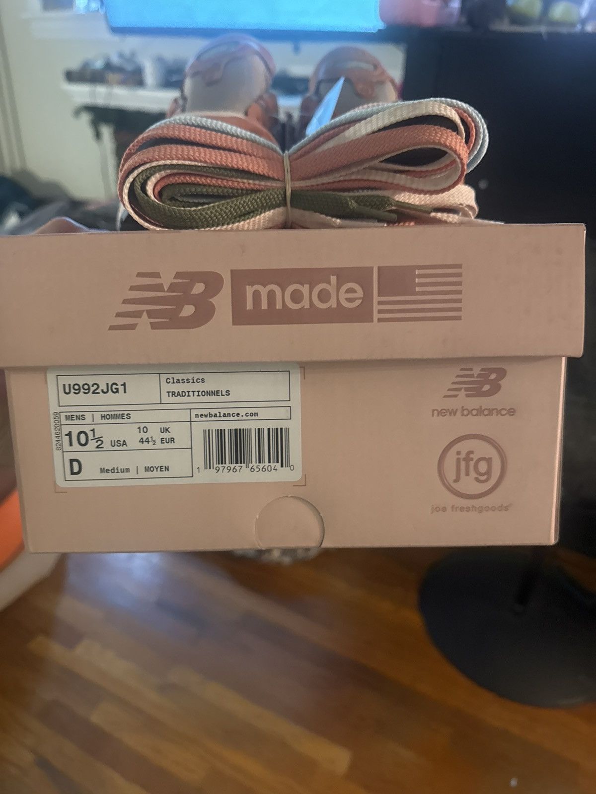 New Balance Men’s new balance x joe fresh foods 992 (aged well) Size US 10.5 / EU 43-44 - 5 Thumbnail