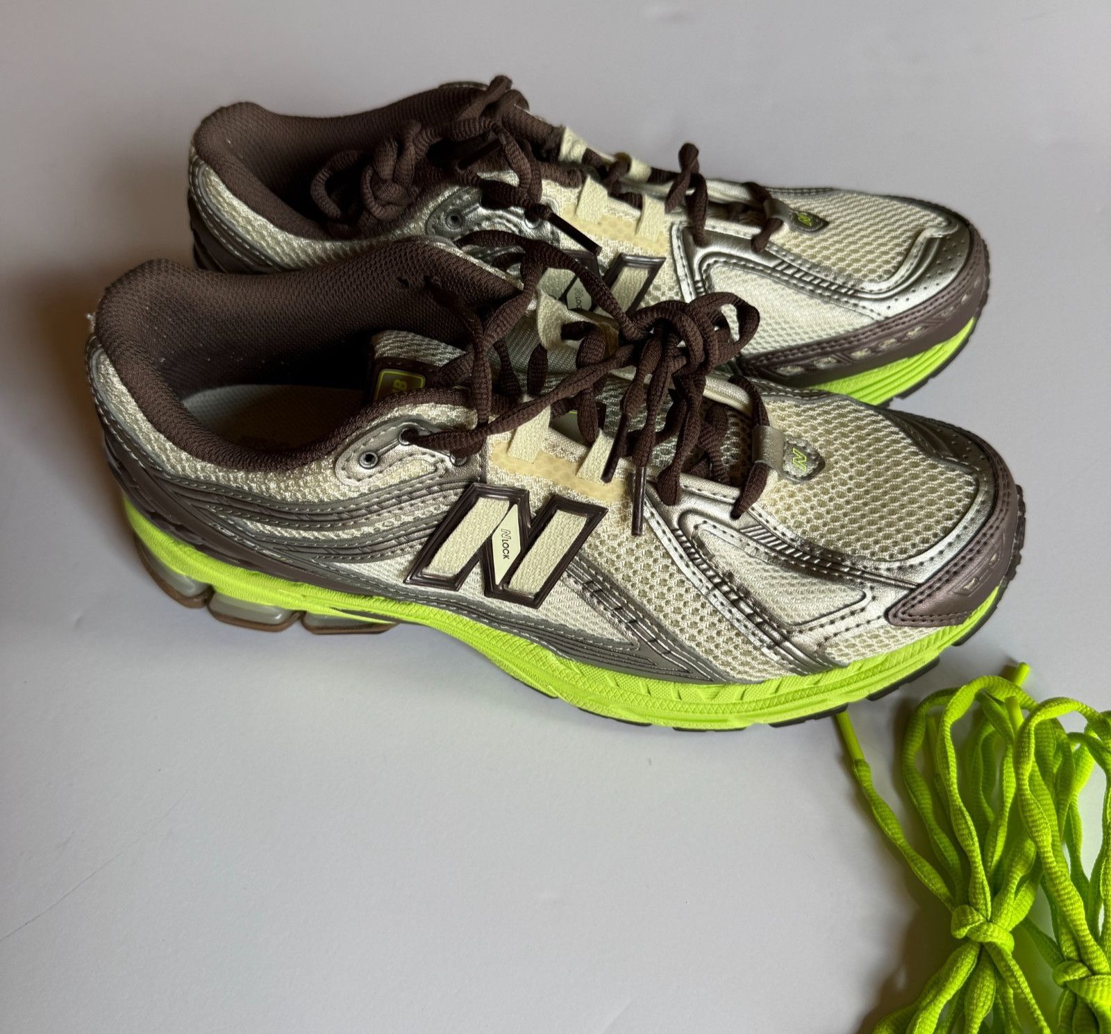 New Balance New Balance 1906R x SSENSE Exclusive M1906RSF Sneakers Size US 10 / EU 43 - 3 Thumbnail