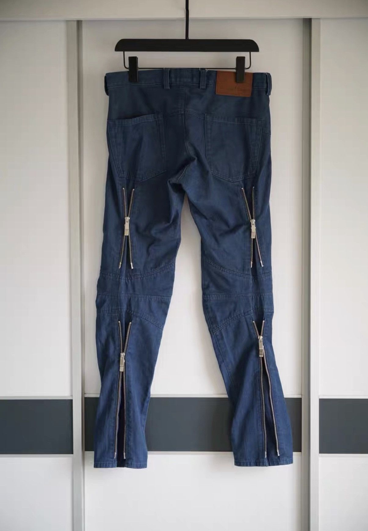 Sulvam Sulvam 16ss Multi-Zip Curved Jeans K4 Size US 34 / EU 50 - 1 Thumbnail