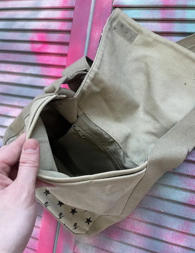 Japanese Brand Vintage 00s Quiksilver Military Harajuku Style Messenger Bag Size ONE SIZE - 4 Thumbnail