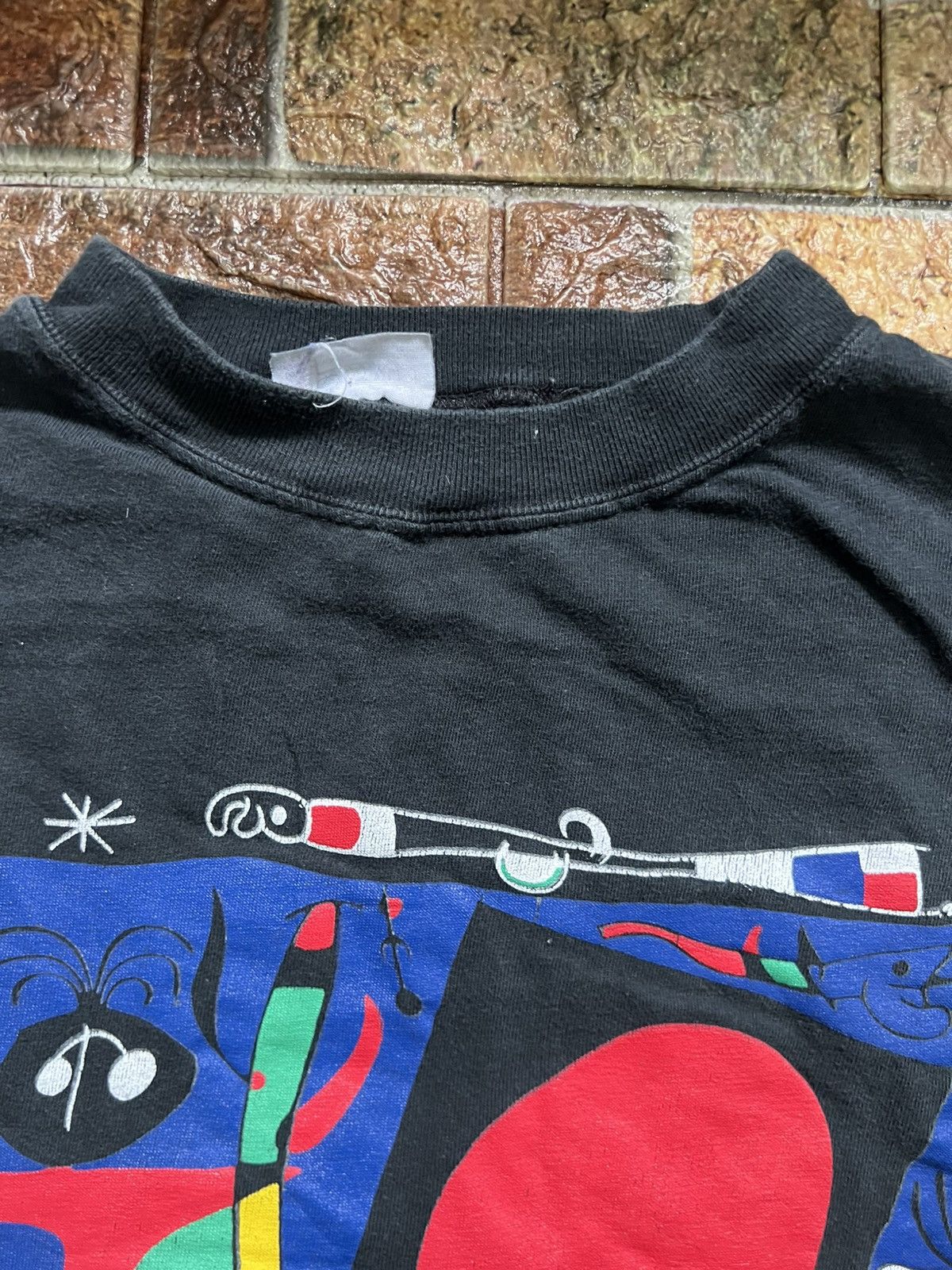 Vintage Vintage 1993 Art Succ Joan Miro Tshirt Size US XL / EU 56 / 4 - 4 Thumbnail