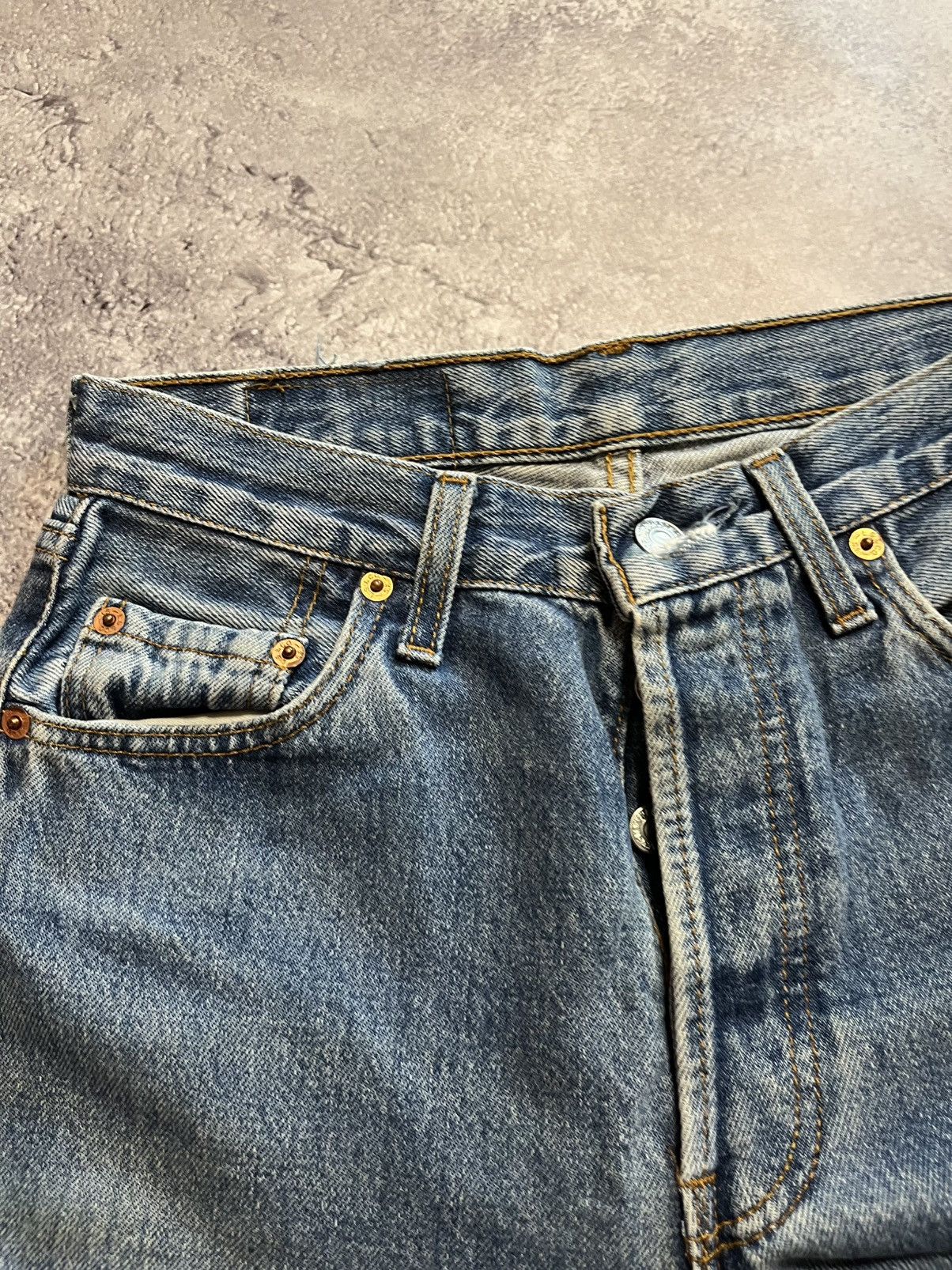 Levi's Vintage Levi’s women’s 501 denim jeans Size 29" - 8 Thumbnail