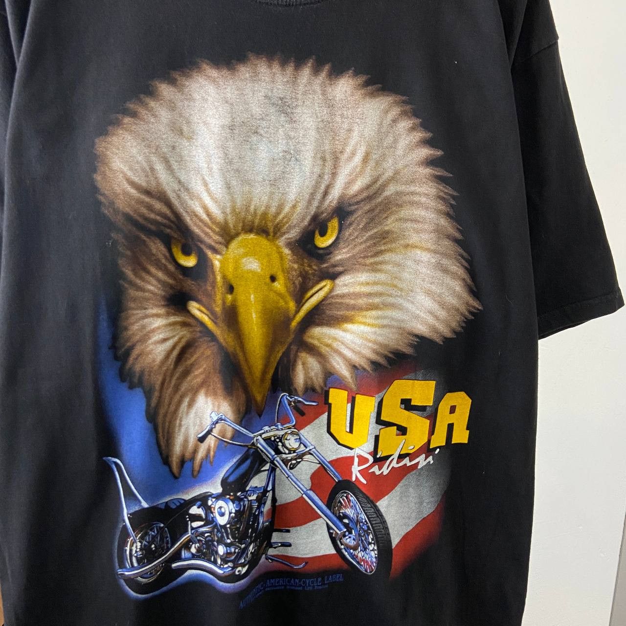 Vintage Vintage American Eagle Truckers USA Label 3d Logo T-Shirt Size US L / EU 52-54 / 3 - 3 Thumbnail