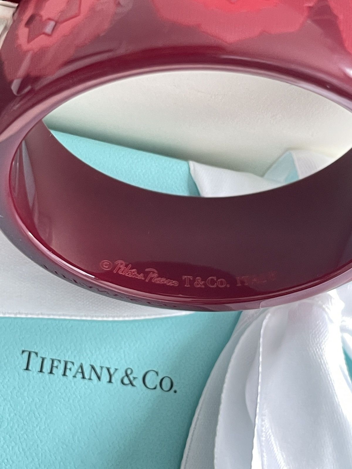 Tiffany & Co. TIFFANY & CO. RESIN PALOMA PICASSO RED ZELLIGE BANGLE $745 Size ONE SIZE - 16 Thumbnail