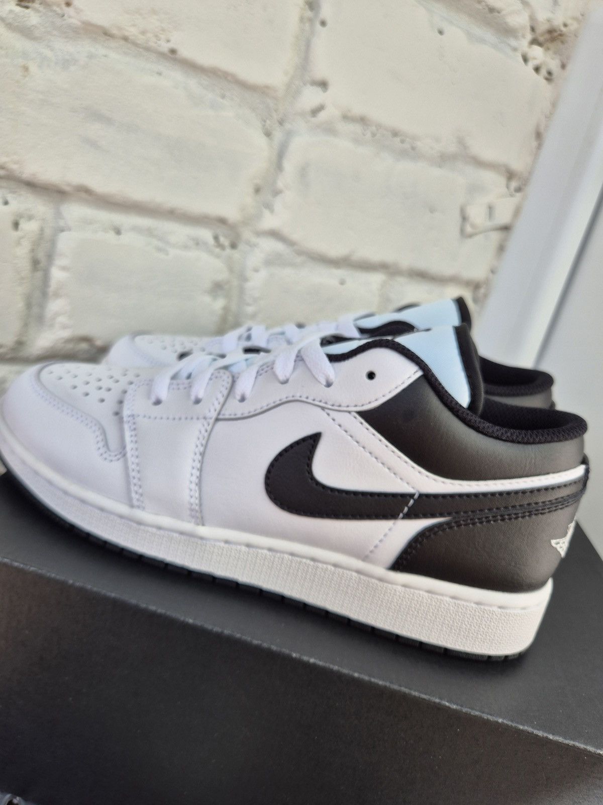 Jordan Brand Nike Air Jordan 1 Low White Black (553560-132) 38.5 EU Size US 7.5 / IT 37.5 - 15 Thumbnail