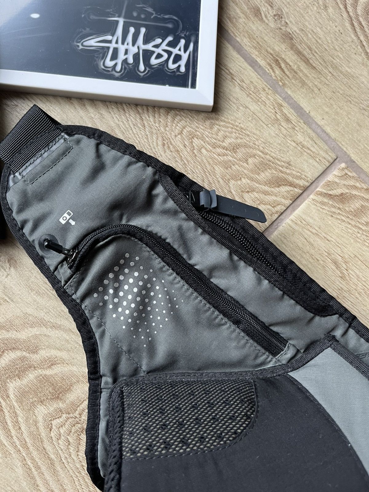 Nike × Vintage Vintage Nike Waist Fanny Pack Water Bottle Holder Size ONE SIZE - 3 Thumbnail