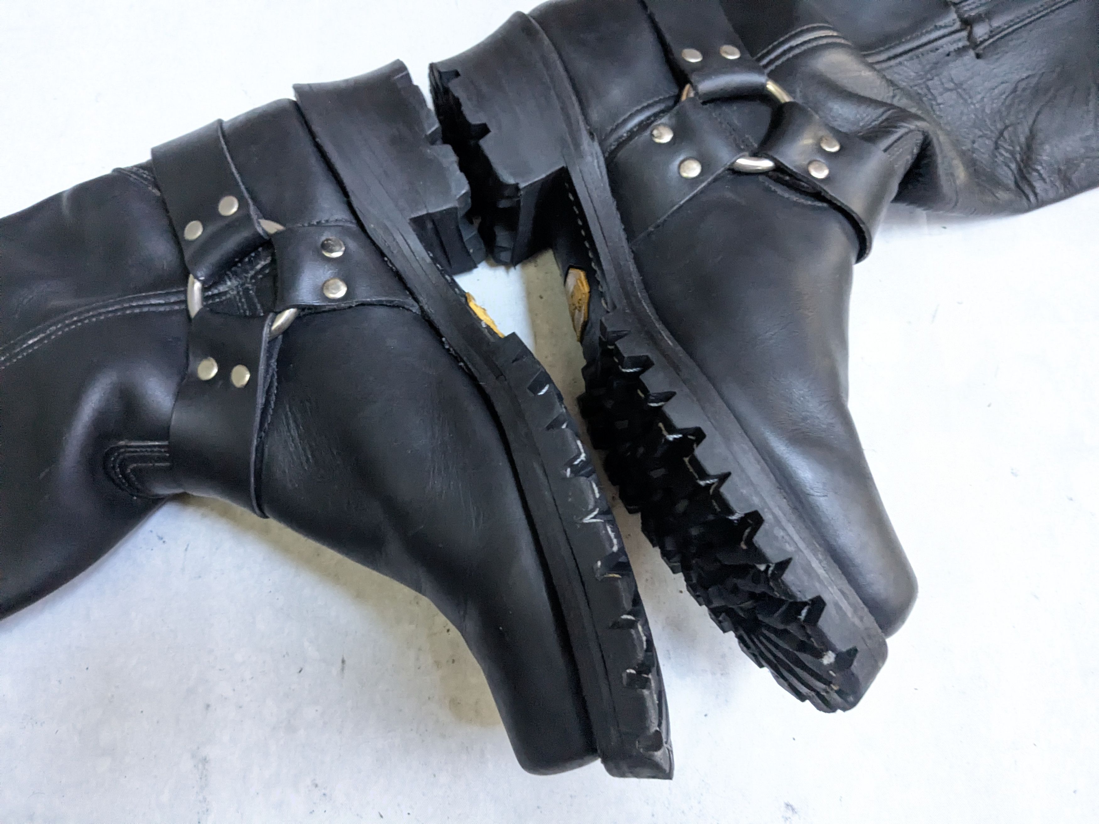 Frye Frye Harness Boots Black Leather 9.5 M Buckle Size US 9.5 / EU 42-43 - 13 Thumbnail