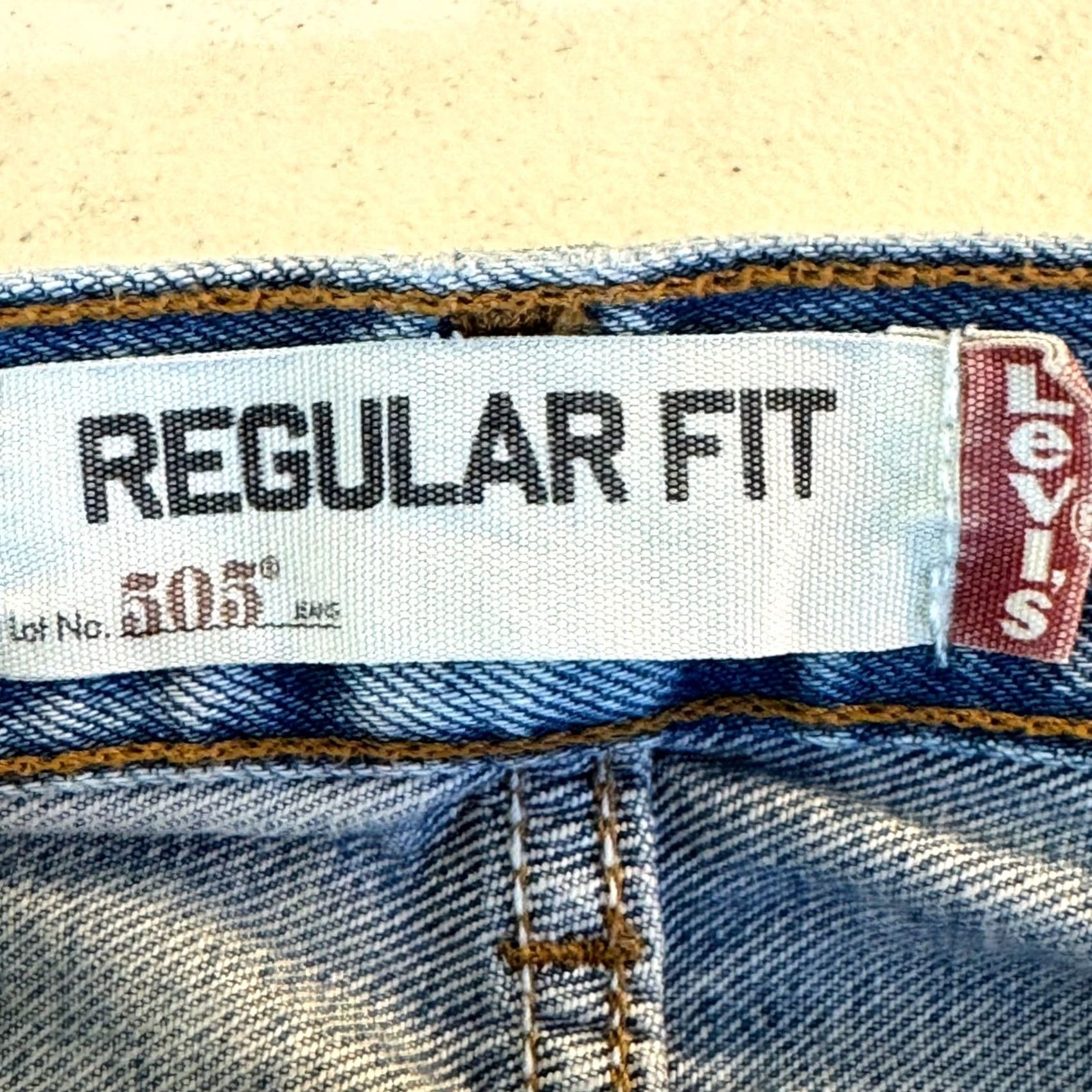 Levi's VINTAGE Levi's 505 Jeans Mens 36x30 Blue Denim Regular Fit Mid Rise Zip Fly Size US 36 / EU 52 - 6 Thumbnail