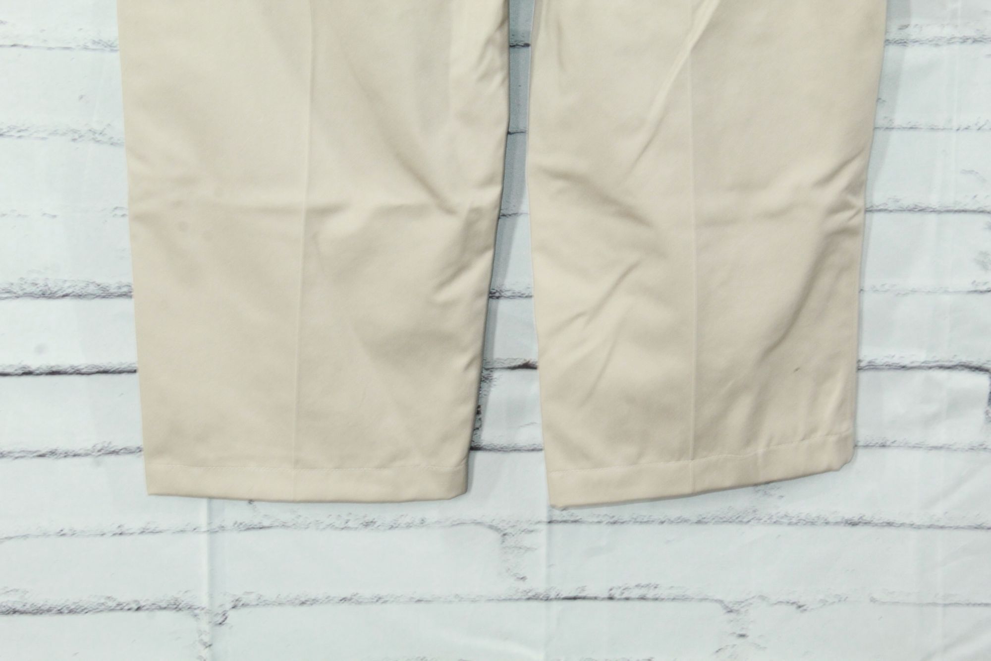 L.L. Bean LL Bean Double L Khaki Chinos Natural Fit 36 Naturecore Size US 36 / EU 52 - 9 Thumbnail