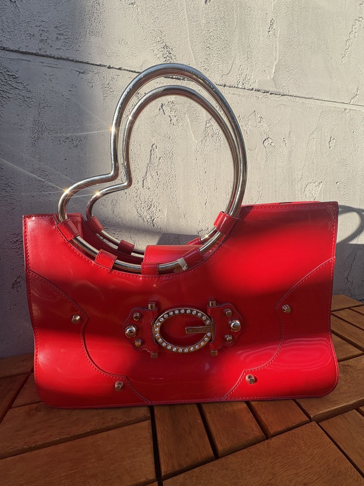 Guess Guess Vintage Red Patent Heart Handle Bag – Y2K Size ONE SIZE - 14 Thumbnail