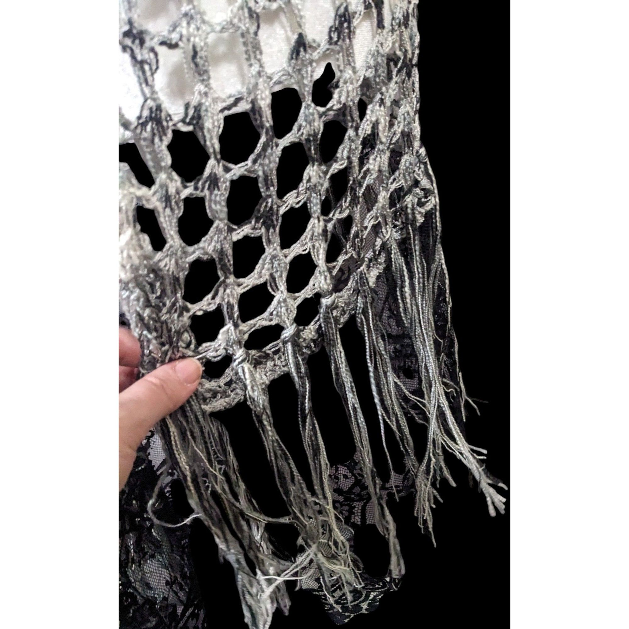 Other And'Or Knit Crochet Fringe Vest With Lace Details Size S/M Size S / US 4 / IT 40 - 6 Thumbnail