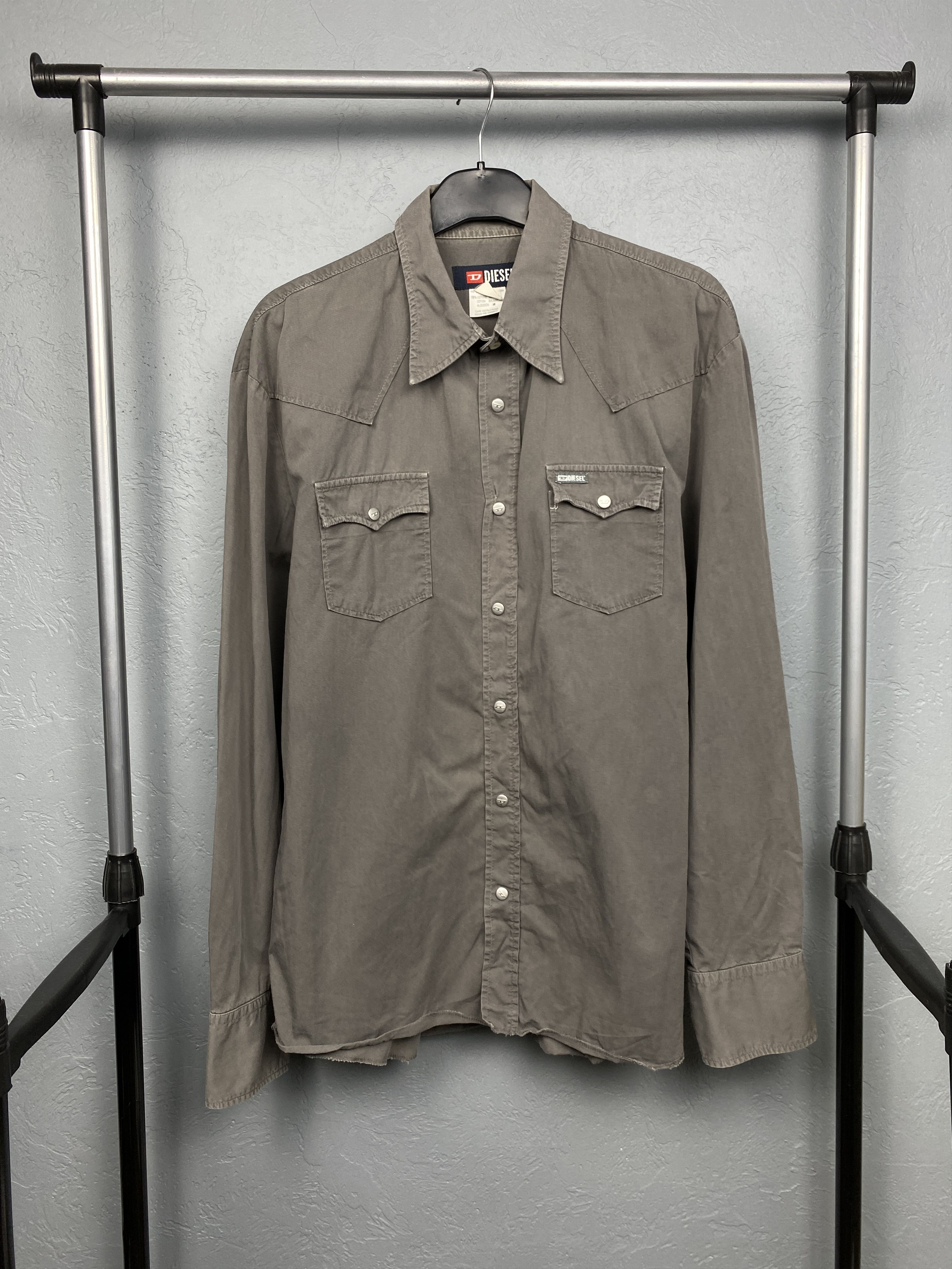 Diesel Diesel Vintage Mens Denim Shirt Size US XL / EU 56 / 4 - 1 Thumbnail
