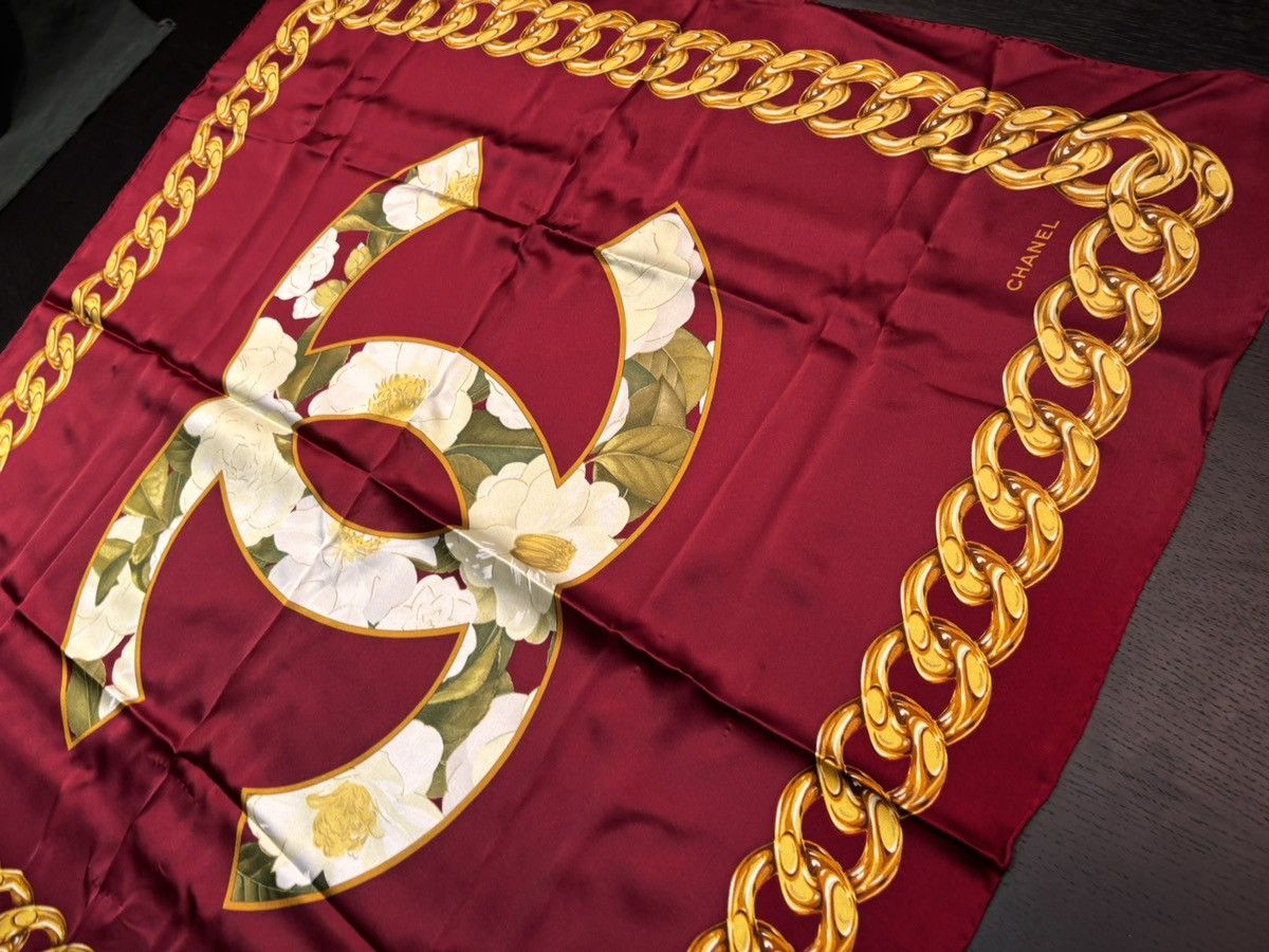 Chanel × Vintage Chanel Silk Scarves Vintage 100% Silk Made in Italy Size ONE SIZE - 5 Thumbnail