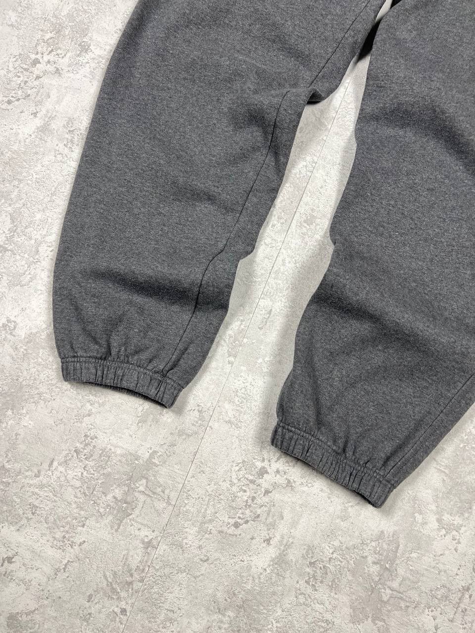 Nike Vintage Nike Baggy Grey Sweatpants Joggers Pants Size L Size US 34 / EU 50 - 3 Thumbnail