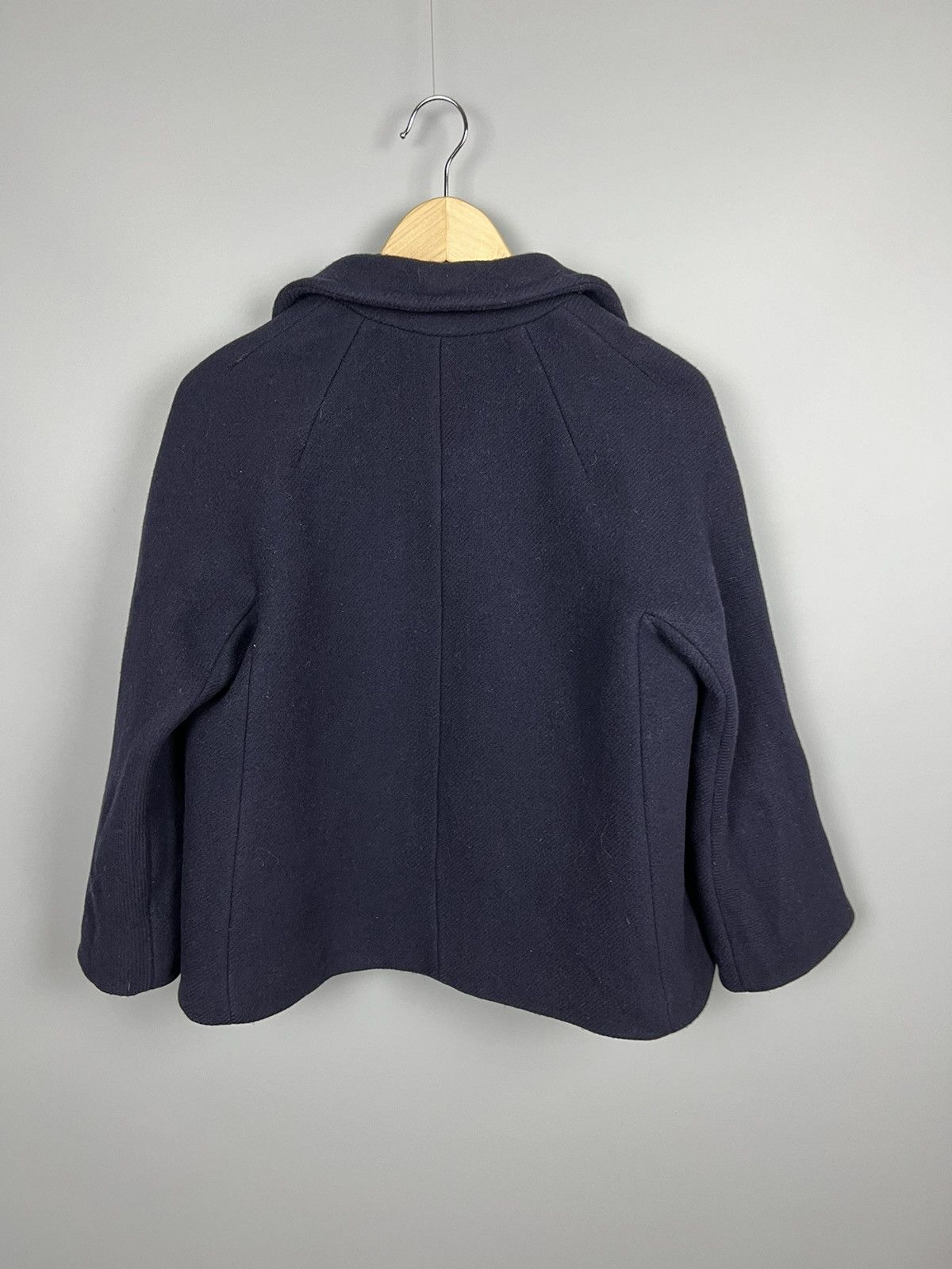 Max Mara Weekend Max Mara women's cropped coat 3/4 sleeve natural fur Size M / US 6-8 / IT 42-44 - 9 Thumbnail
