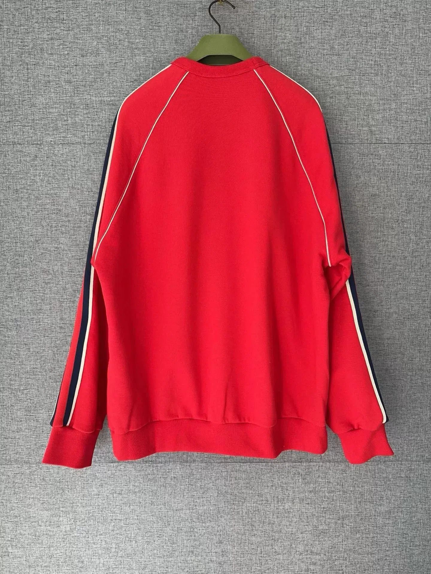Gucci Gucci Red Sweatshirt with Stripes. Size US M / EU 48-50 / 2 - 7 Thumbnail