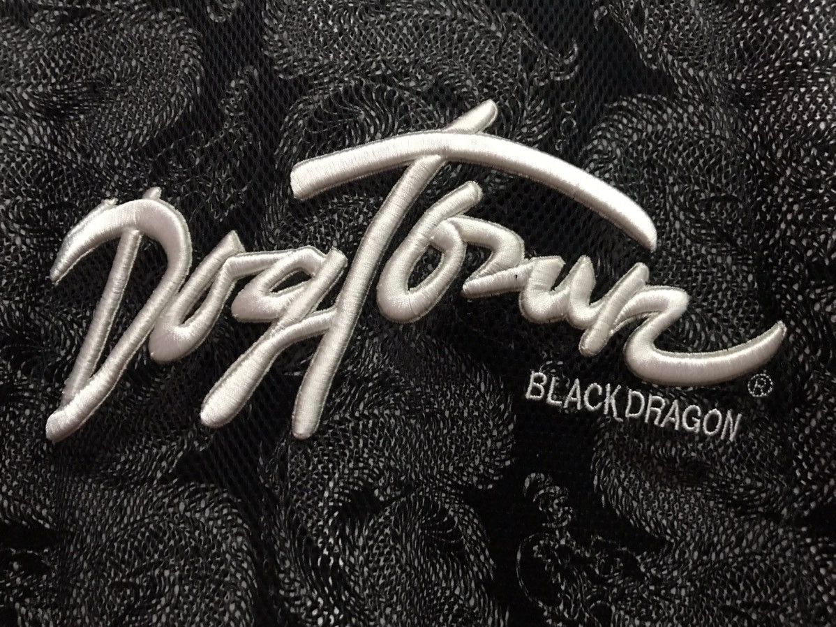 Dogtown Vintage 90's Dog Town Black Dragon Sweatshirts Size X Large Size US XL / EU 56 / 4 - 3 Thumbnail