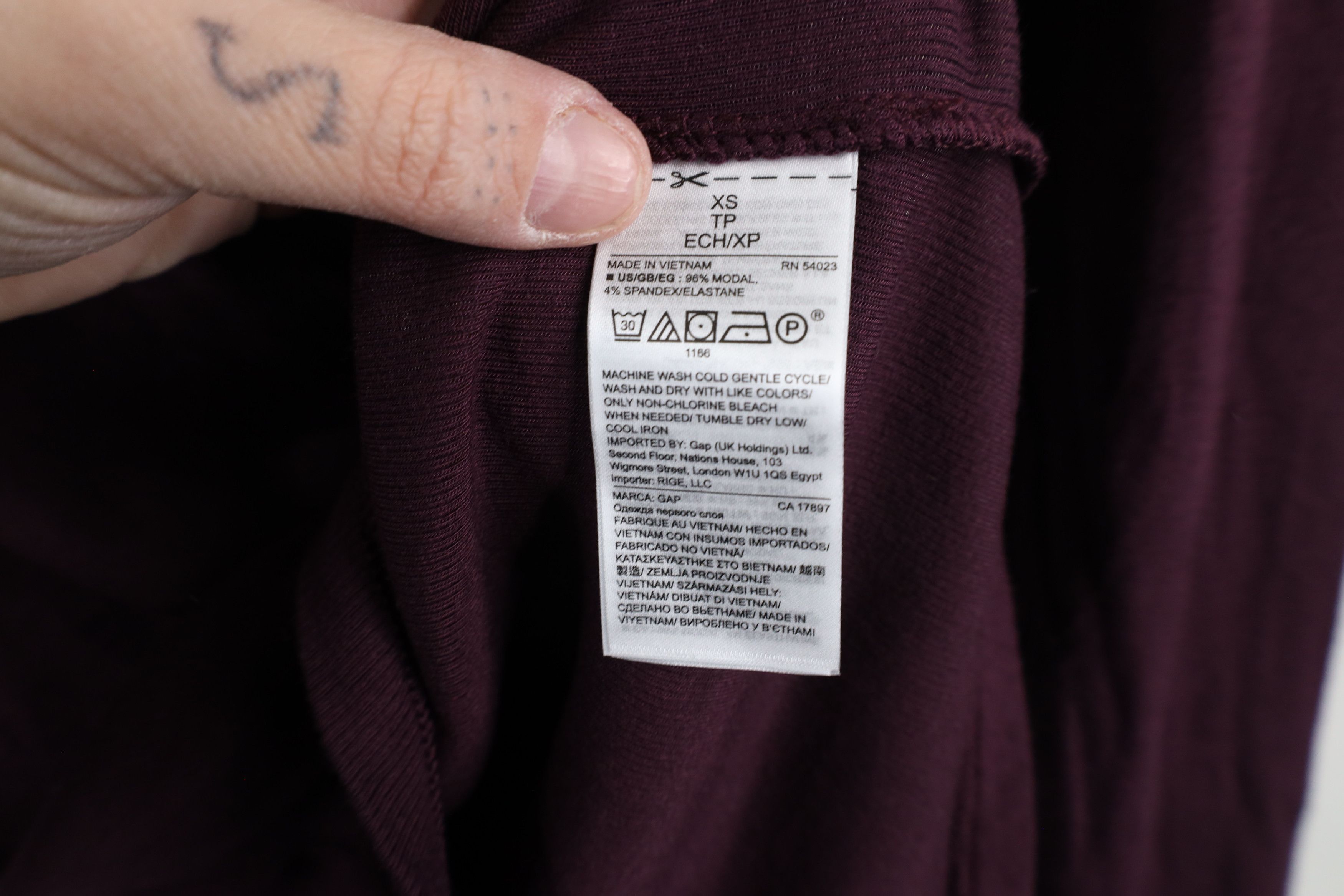 Gap × Vintage Deadstock Vintage Y2K Gap Thermal Ribbed Knit T-Shirt Purple Size XS / US 0-2 / IT 36-38 - 8 Thumbnail