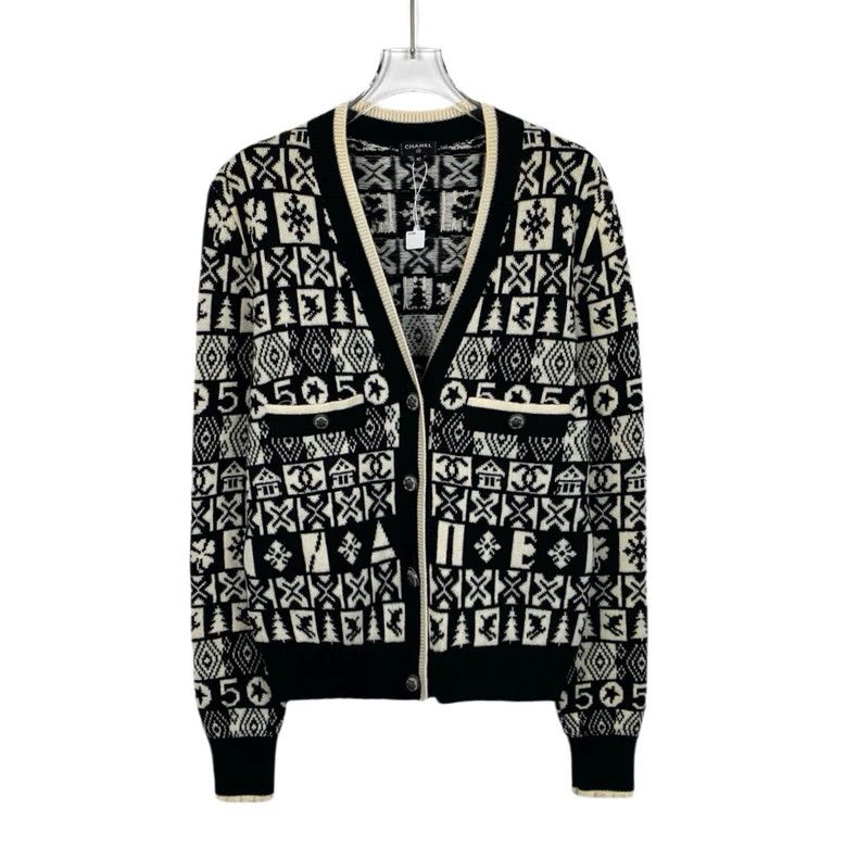 Chanel ChanelSkiing series color-blocked snowflake inlaid cashmere Size XS / US 0-2 / IT 36-38 - 1 Thumbnail