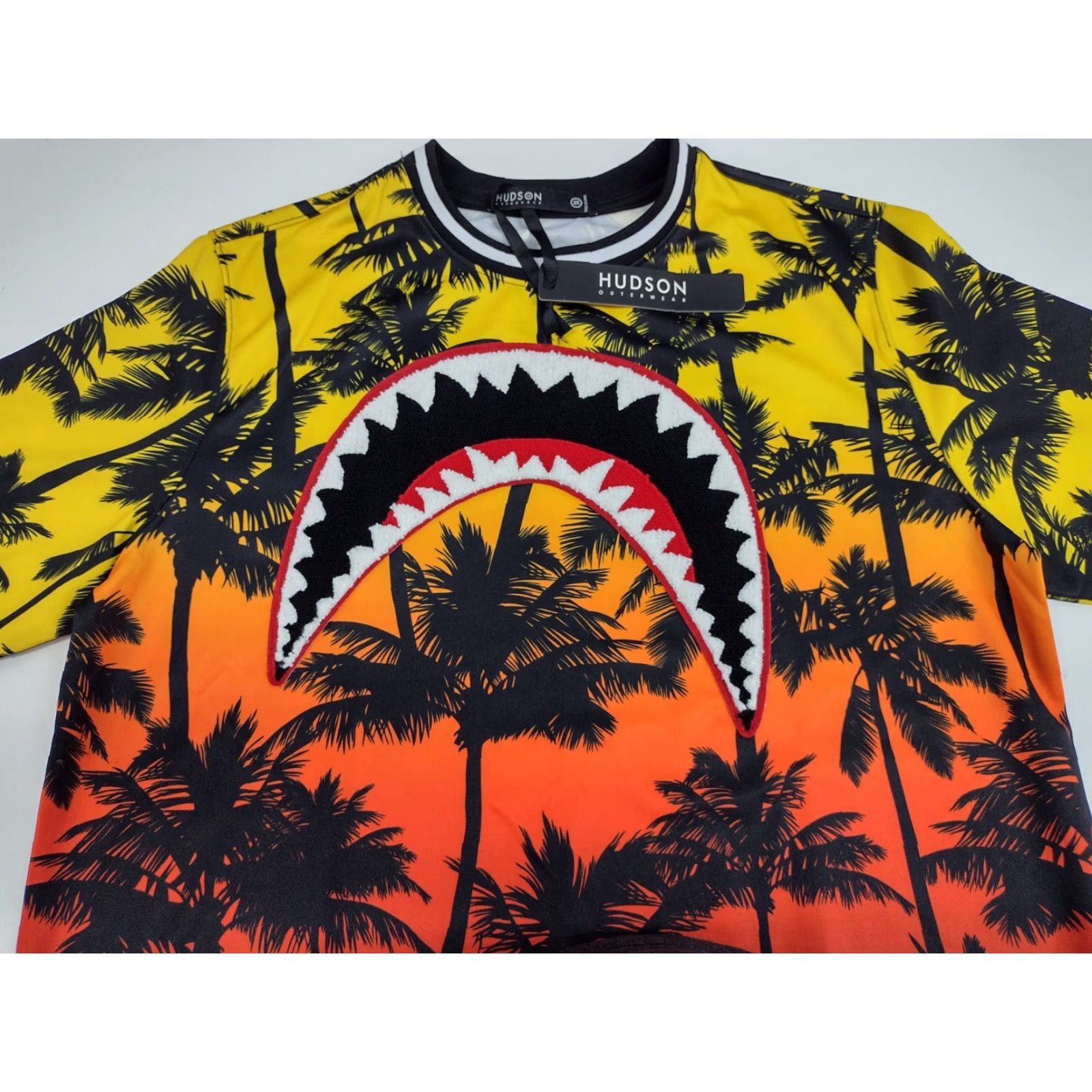 Hudson HUDSON NWT Shark Mouth Hawaiian Jersey T-Shirt 2XL Multicolor Short Sleeve Crew Neck Embroidered Floral Capitan America 2XL Men Mens Size US XXL / EU 58 / 5 - 7 Thumbnail