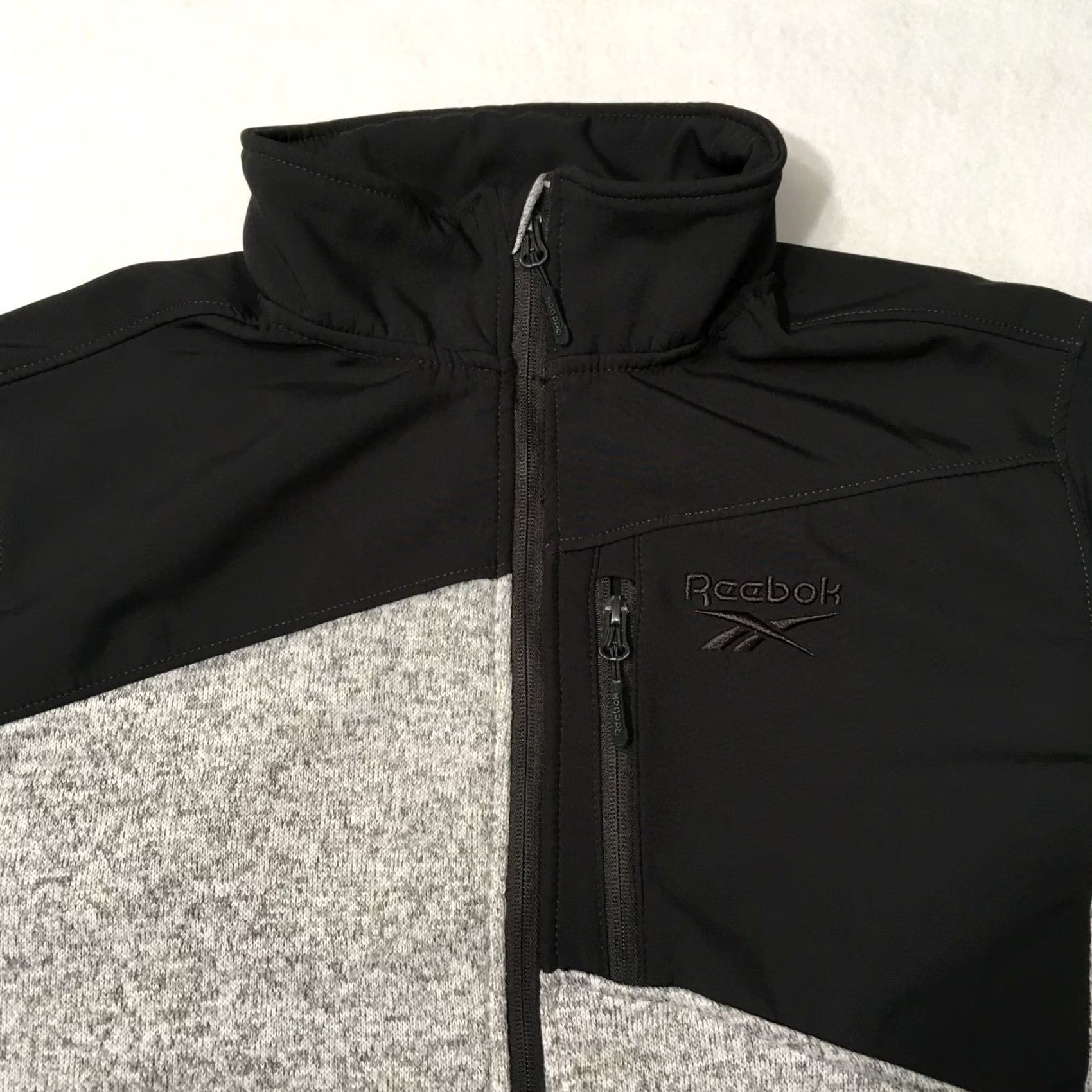 Reebok Reebok Jacket Windbreaker XL Green Logo Adult Regular Size XL Mens Regular Jacket Size US XL / EU 56 / 4 - 2 Thumbnail