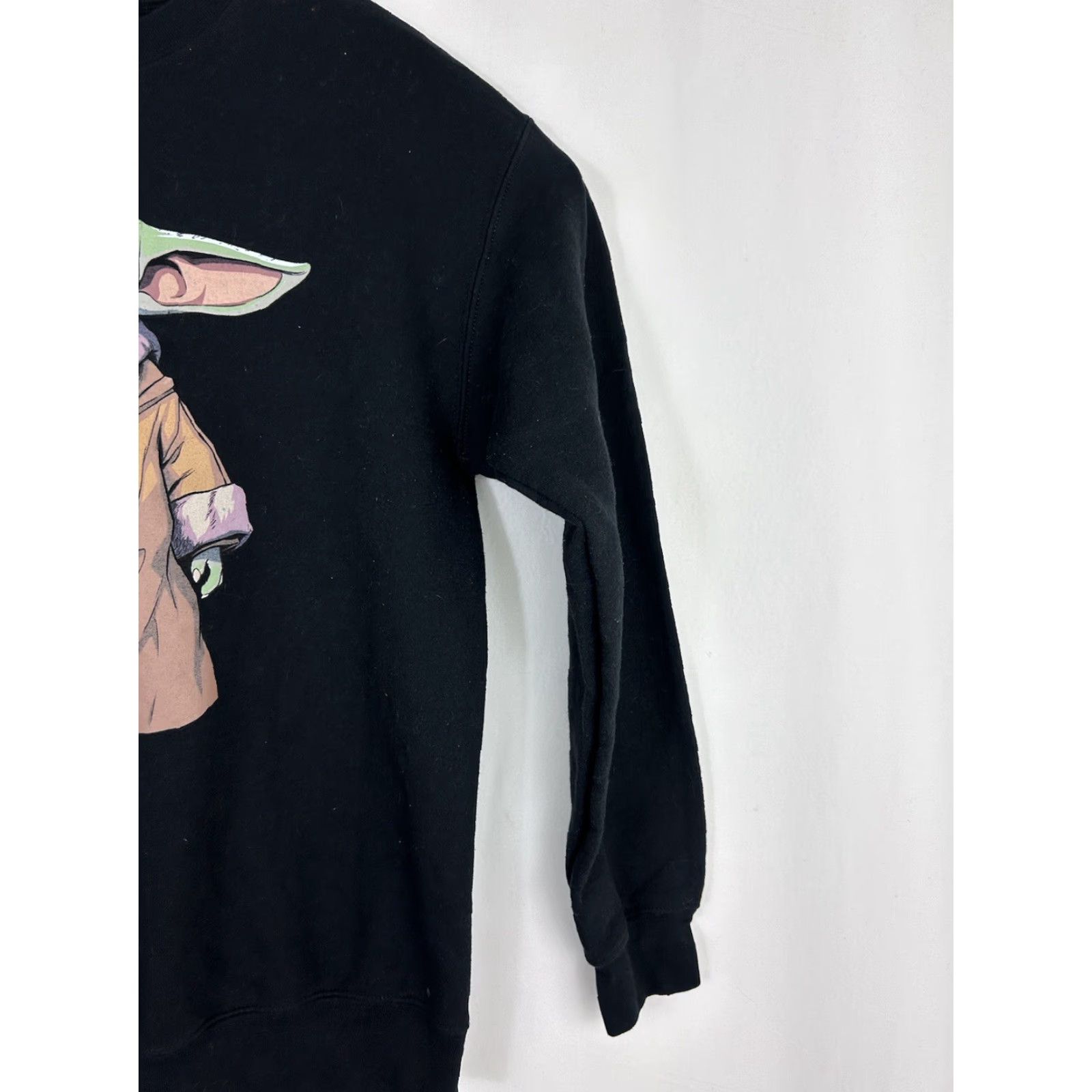 Star Wars Star Wars Mens M Mandalorian Grogu Crewneck Pullover Sweatshirt Black Mens Size US M / EU 48-50 / 2 - 7 Thumbnail