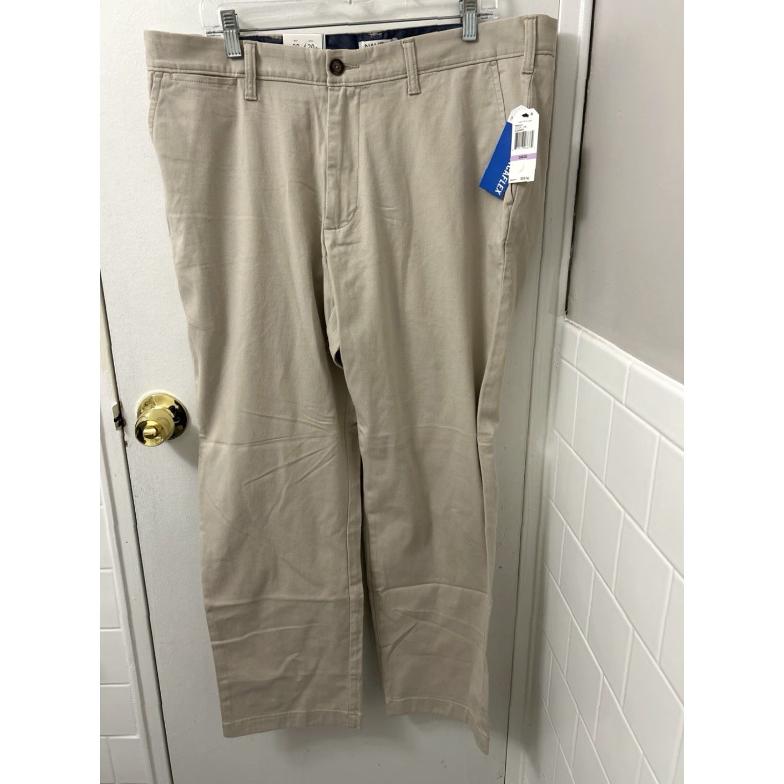 Nautica Nautica Clipper Pants Mens 38x30 Khaki Classic Fit Stretch Trousers bequem? Size US 38 / EU 54 - 6 Thumbnail