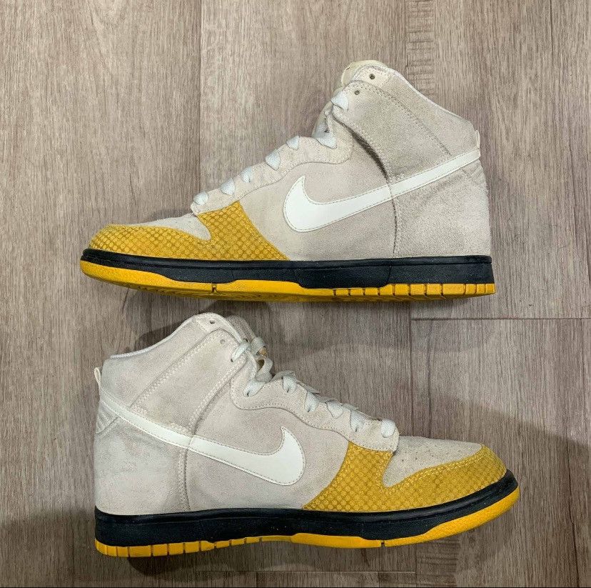 Nike 2009 Nike Dunk High ‘Sail Varsity Maize’ Size US 11 / EU 44 - 2 Thumbnail