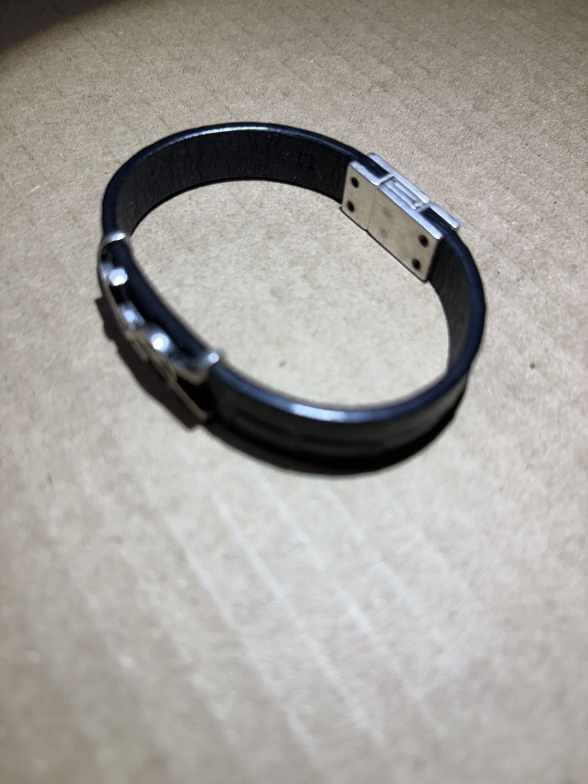 Yves Saint Laurent SAINT LAURENT Cassandre Croc-Effect Leather and Silver-Tone Size ONE SIZE - 3 Thumbnail