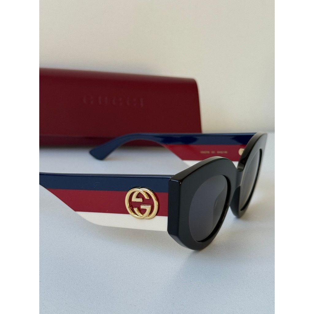 Gucci RARE! NEW Gucci GG0275S Striped Arm Cat Eye Sunglasses Size ONE SIZE - 8 Thumbnail