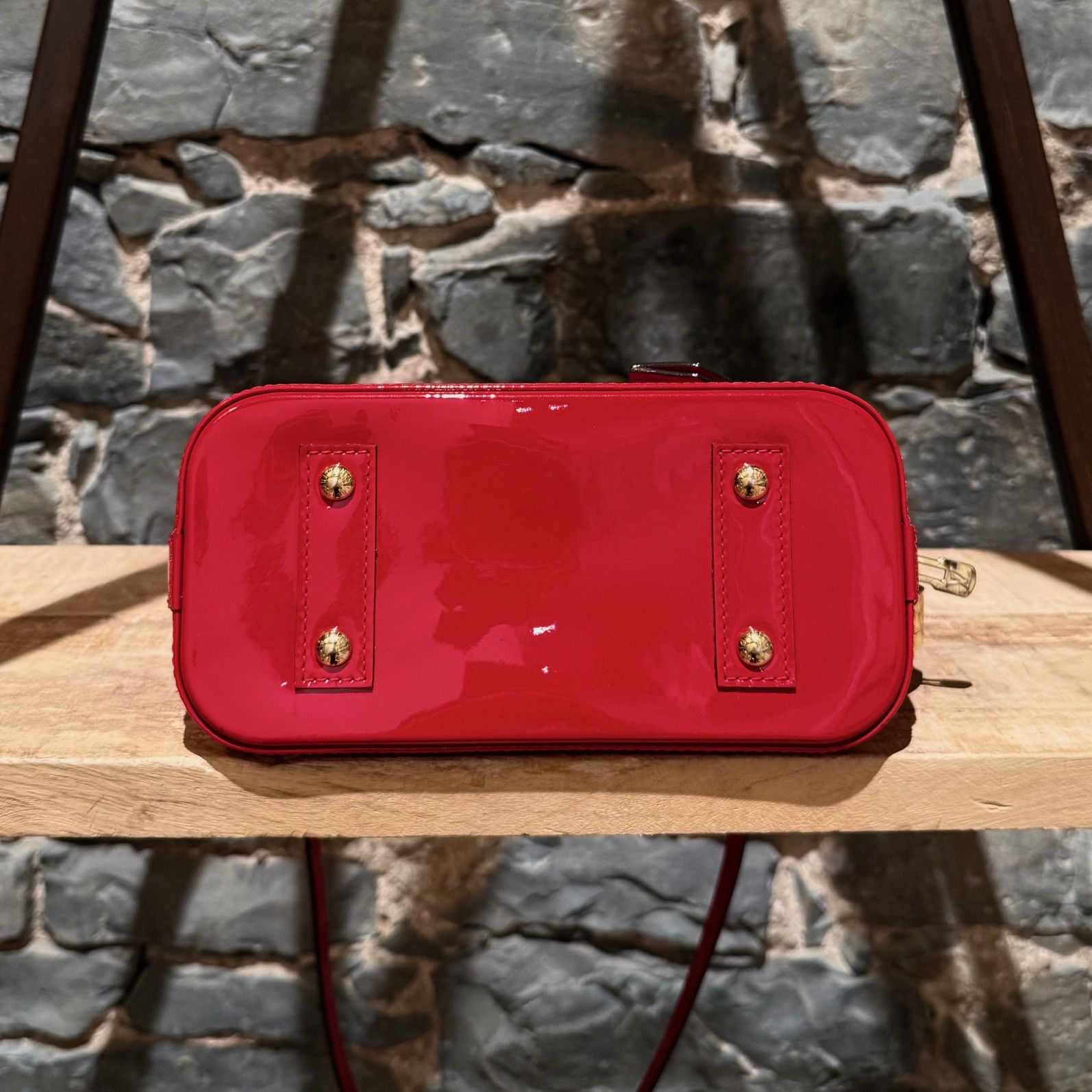 Louis Vuitton Louis Vuitton 2015 Red Monogramme Vernis Alma BB Bag Size ONE SIZE - 6 Thumbnail