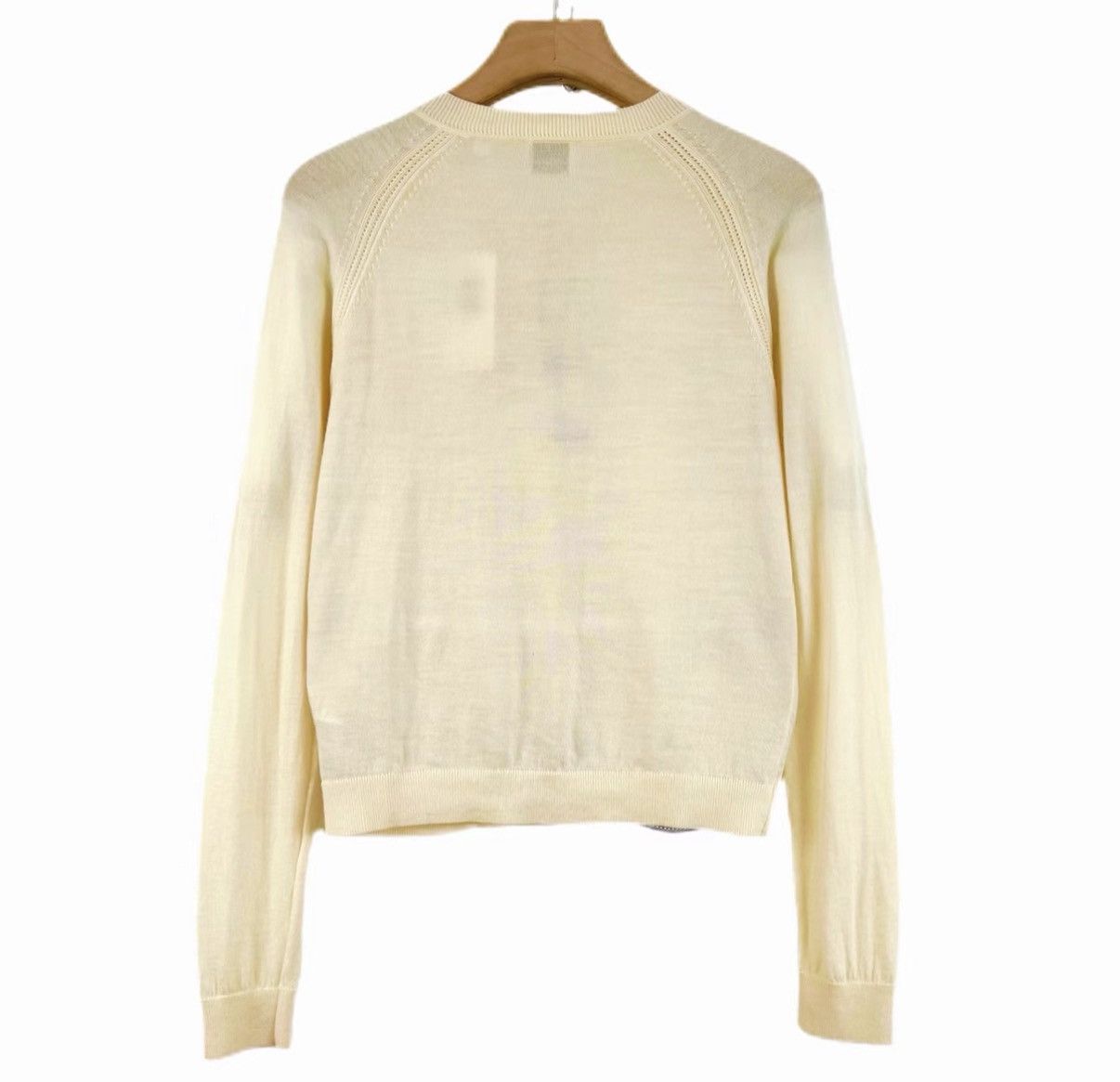 Burberry Burberry Cream 3D Bow Wool Knit Cardigan K12 Size S / US 4 / IT 40 - 2 Thumbnail