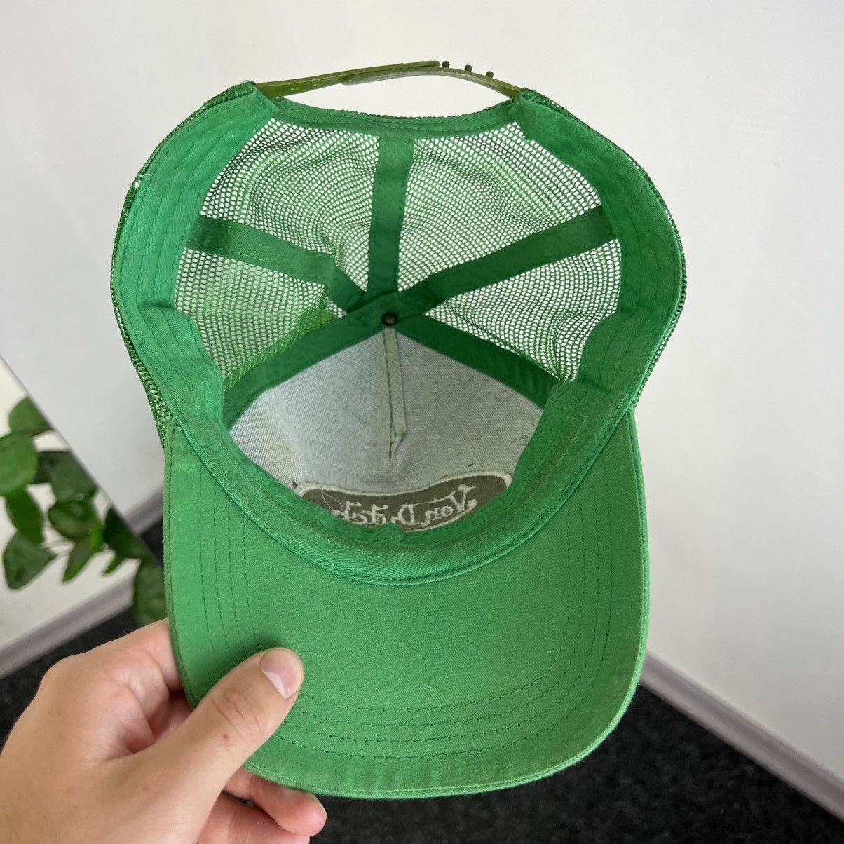 Von Dutch Vintage Y2K Von Dutch Big Logo Trucker Cap Japanese Style Size ONE SIZE - 4 Thumbnail