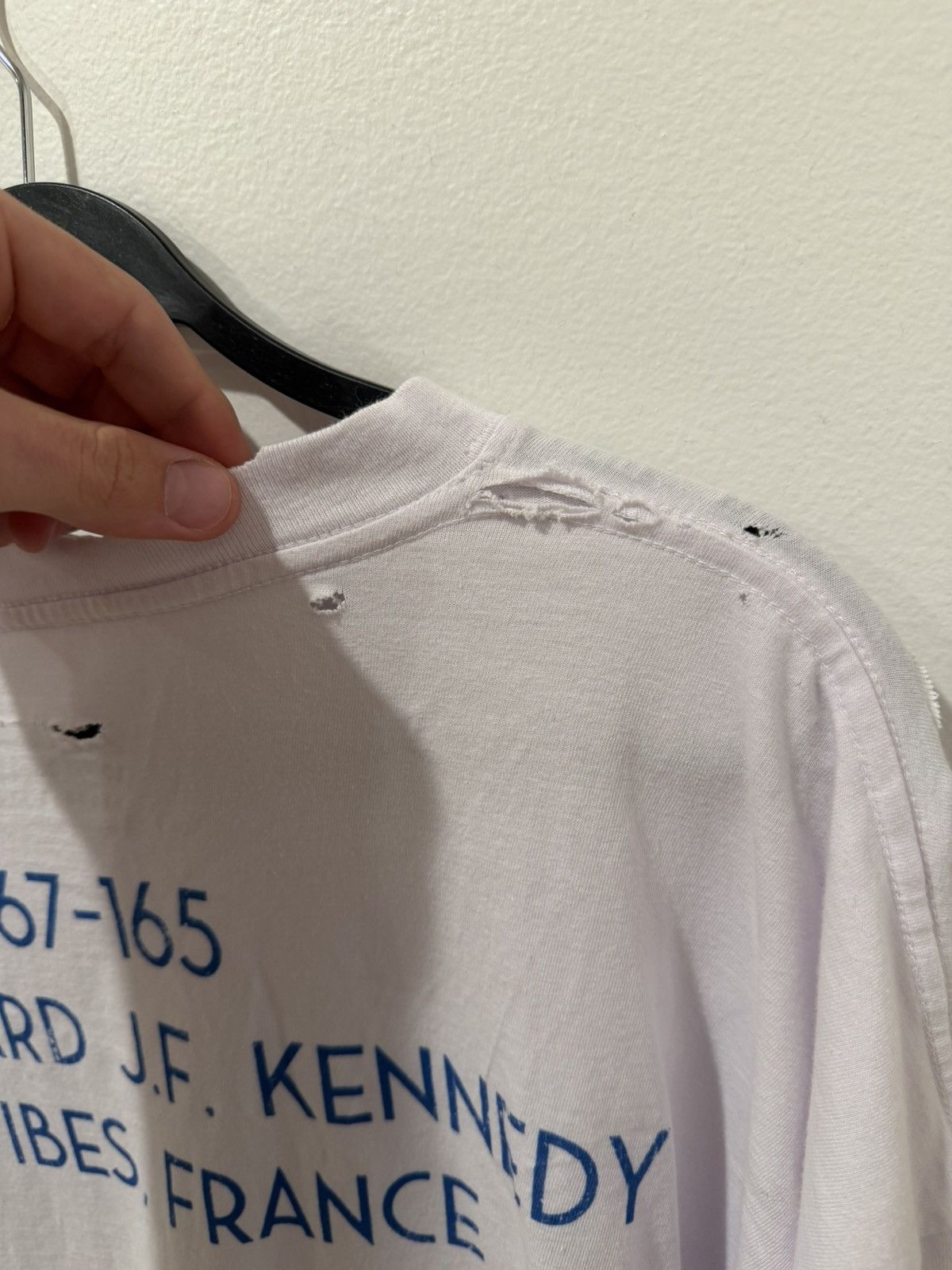Other Hotel Du Cap Vintage JFK Tee (Crazy distressing) Size US XL / EU 56 / 4 - 5 Thumbnail