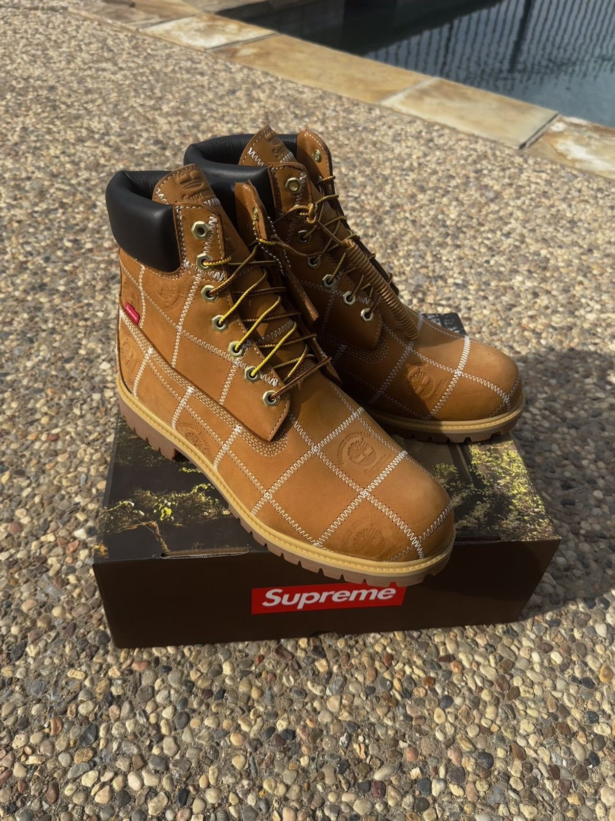 Supreme × Timberland Timberland 6 display picture 2