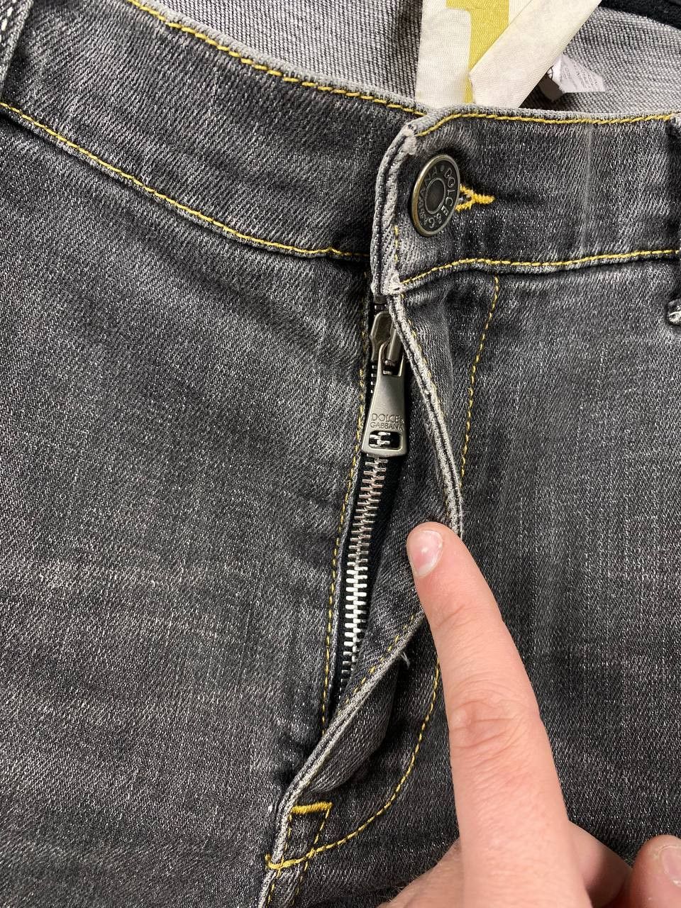 Dolce & Gabbana Vintage Dolce & Gabbana Denim Jeans Metal Logo Size US 33 - 7 Thumbnail
