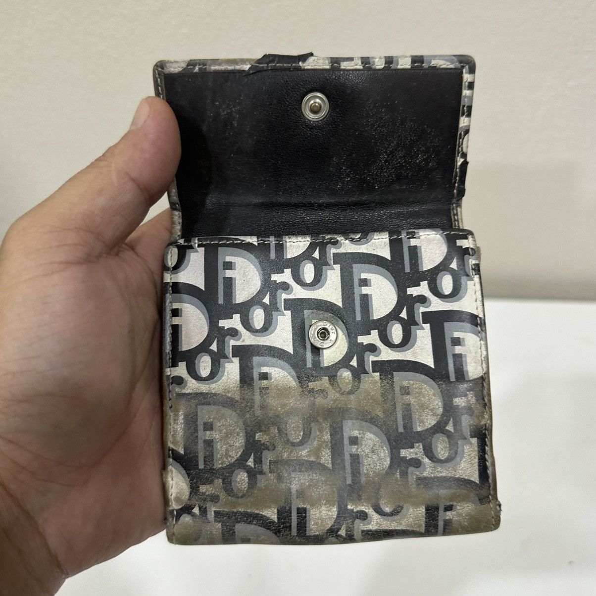 Dior ‼️YES‼️ CHRISTIAN DIOR MONOGRAM LEATHER BIFOLD WALLET Size ONE SIZE - 4 Thumbnail