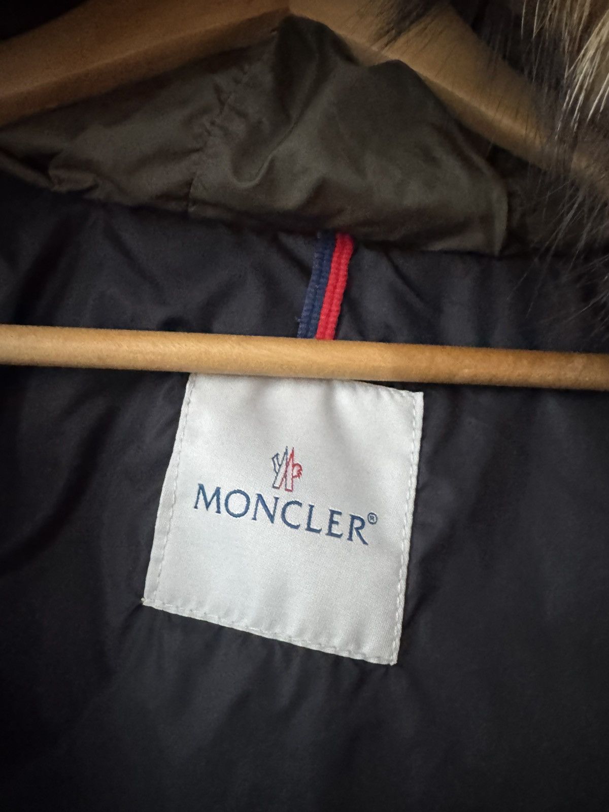 Moncler Moncler Woman Puffer Parka Jacket size 4 Size L / US 10 / IT 46 - 10 Thumbnail