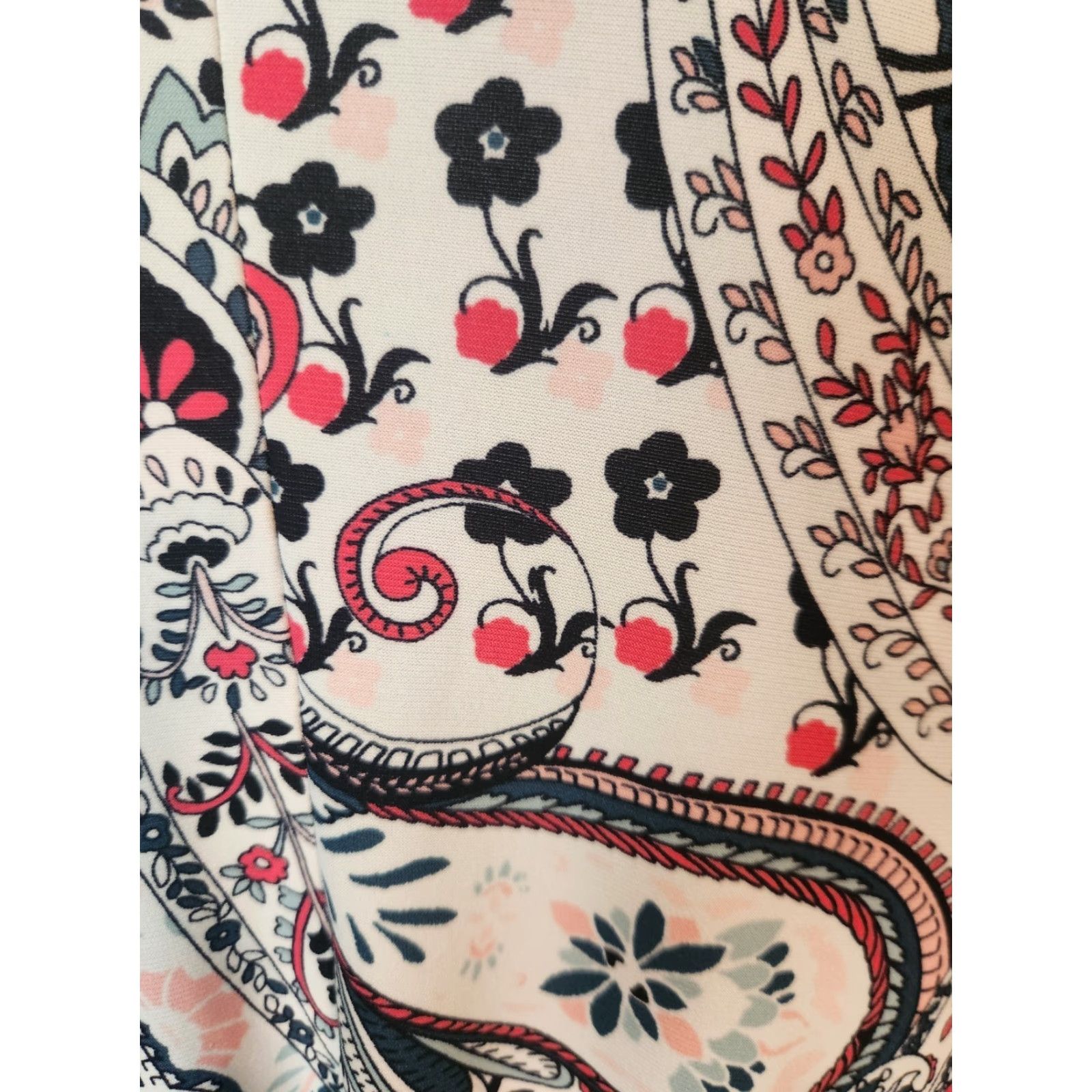 Vintage Roz & Ali White Paisley Floral Print 3/4 Sleeve Tunic Top 2X Plus Woman Blouse Jewelry? Size XXL / US 16-18 / IT 52-54 - 3 Thumbnail