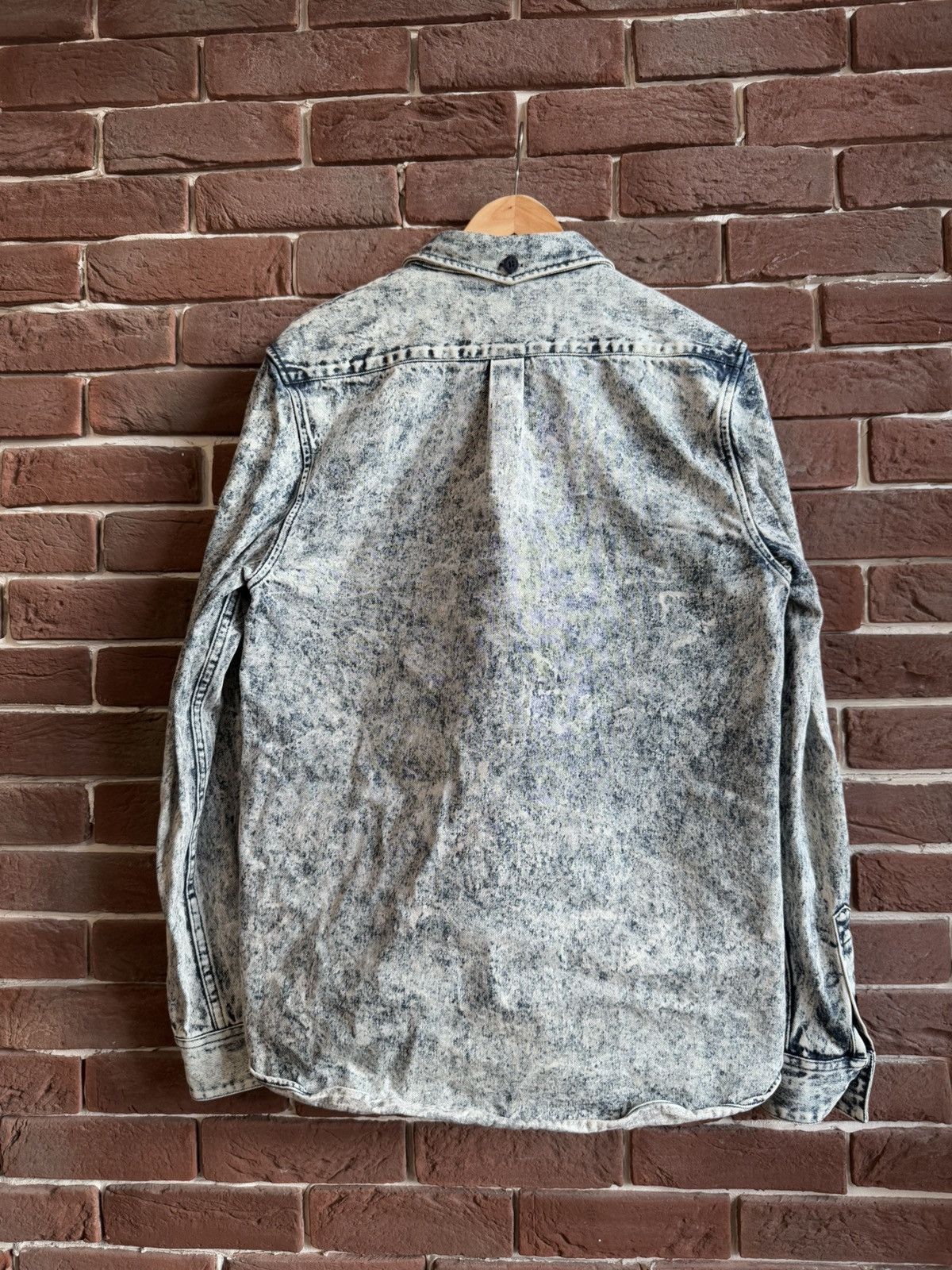 Han Kjobenhavn Han Kjobenhavn Everyday Acid Washed Denim Shirt XL Size US XL / EU 56 / 4 - 2 Thumbnail