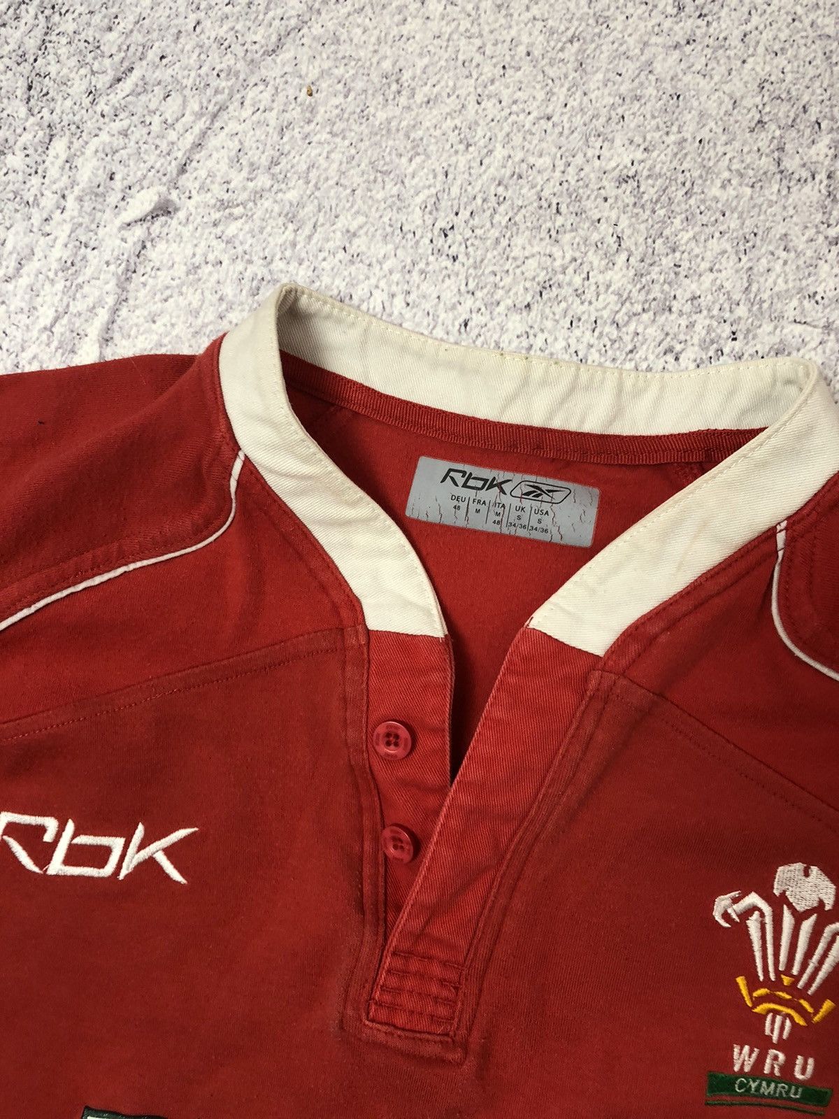 Reebok Vintage rugby jersey Reebok size M WRU Size US M / EU 48-50 / 2 - 6 Thumbnail